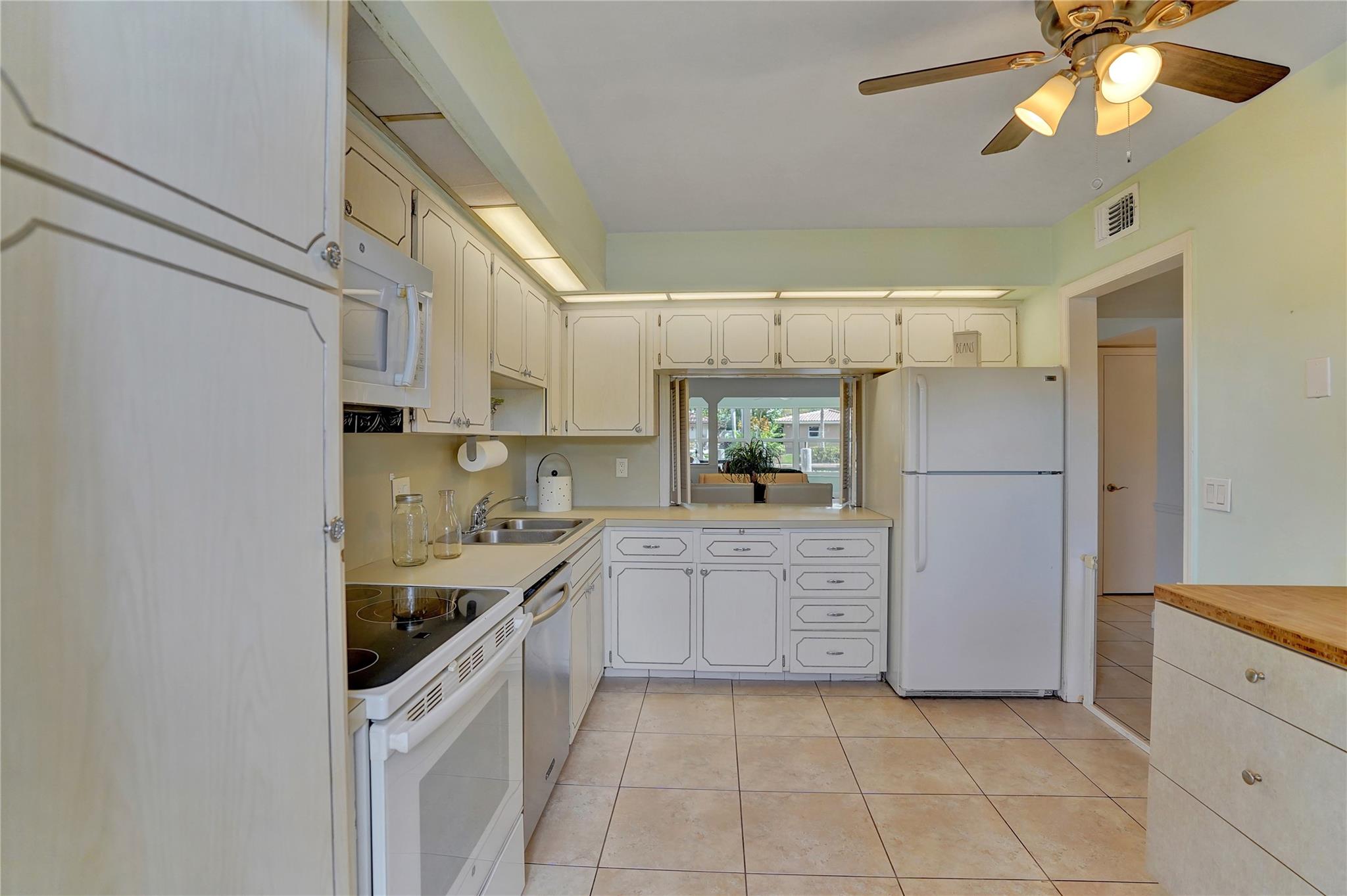 3111 NE 51st St #106C Fort Lauderdale, FL 33308