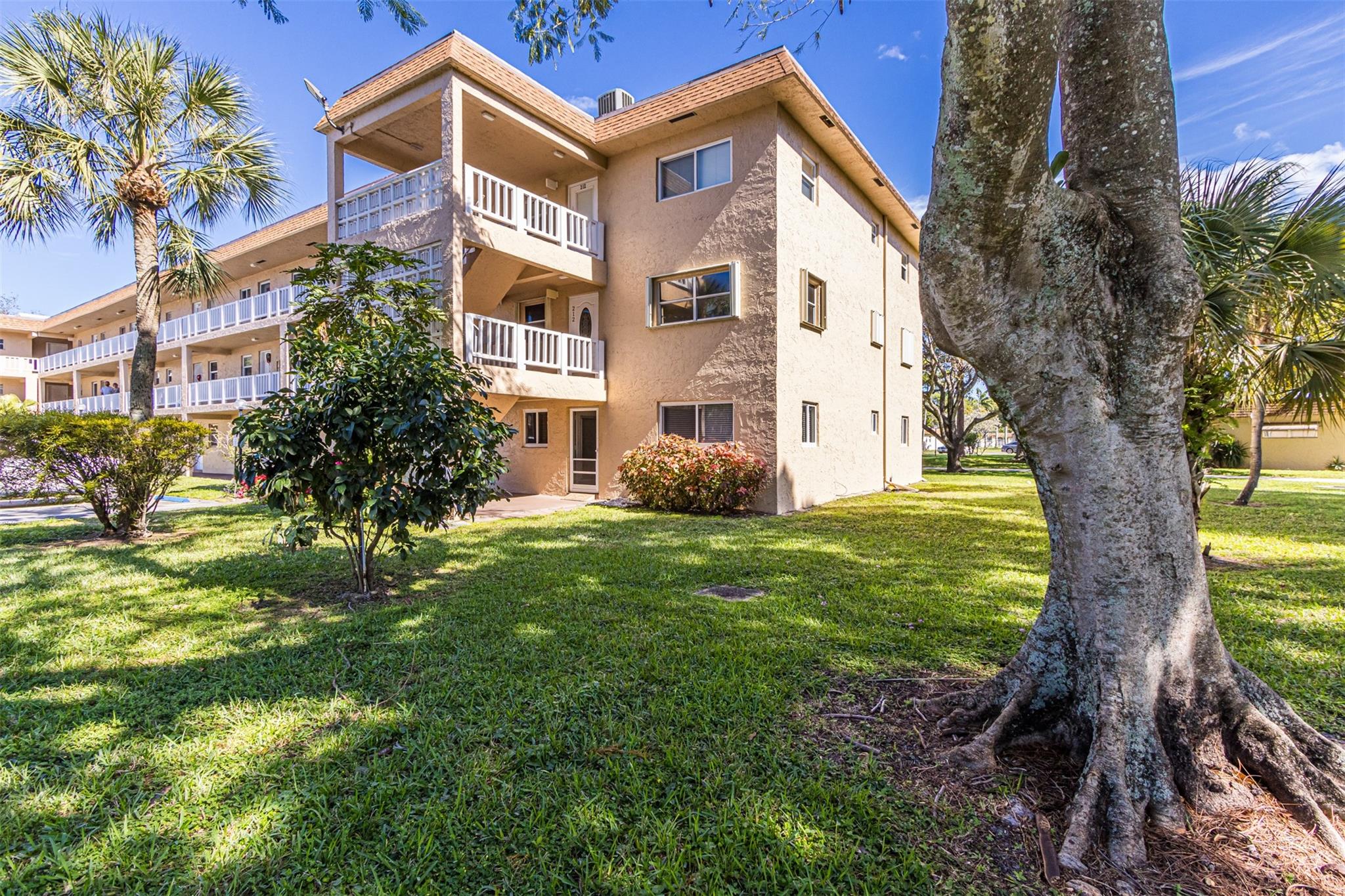 608 SW Natura Blvd #112