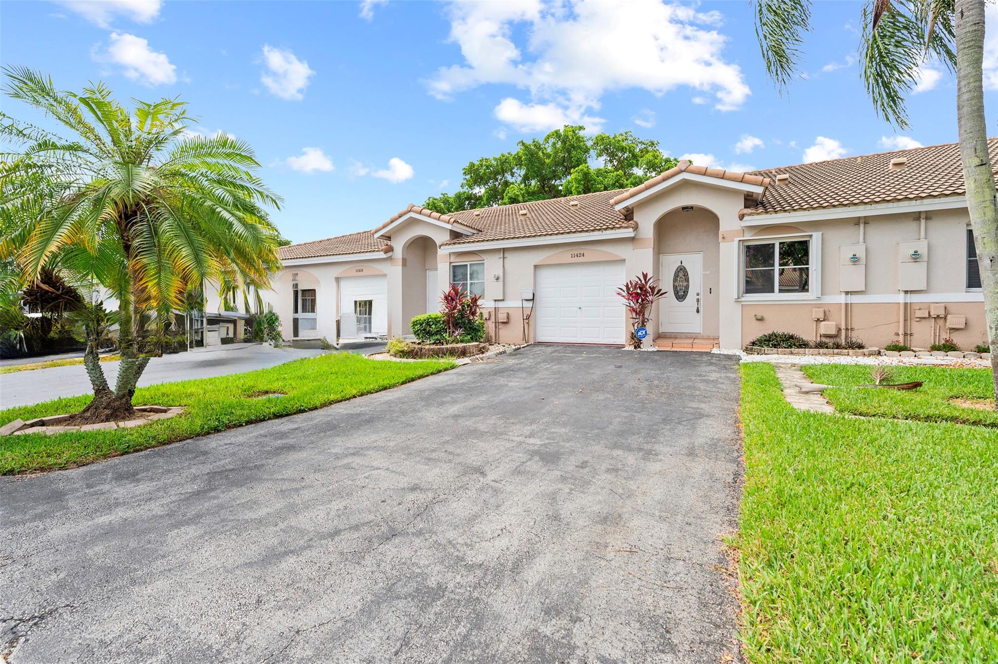 11424 SW 17th Ct