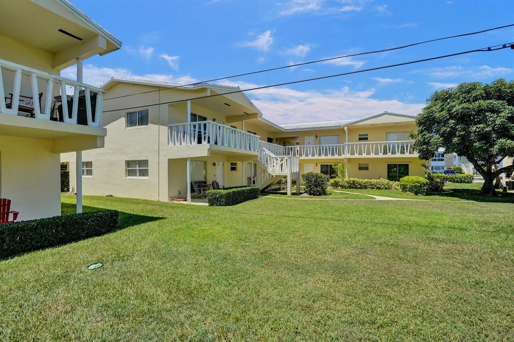 2755 NE 28th Ave #E3 Lighthouse Point, FL 33064