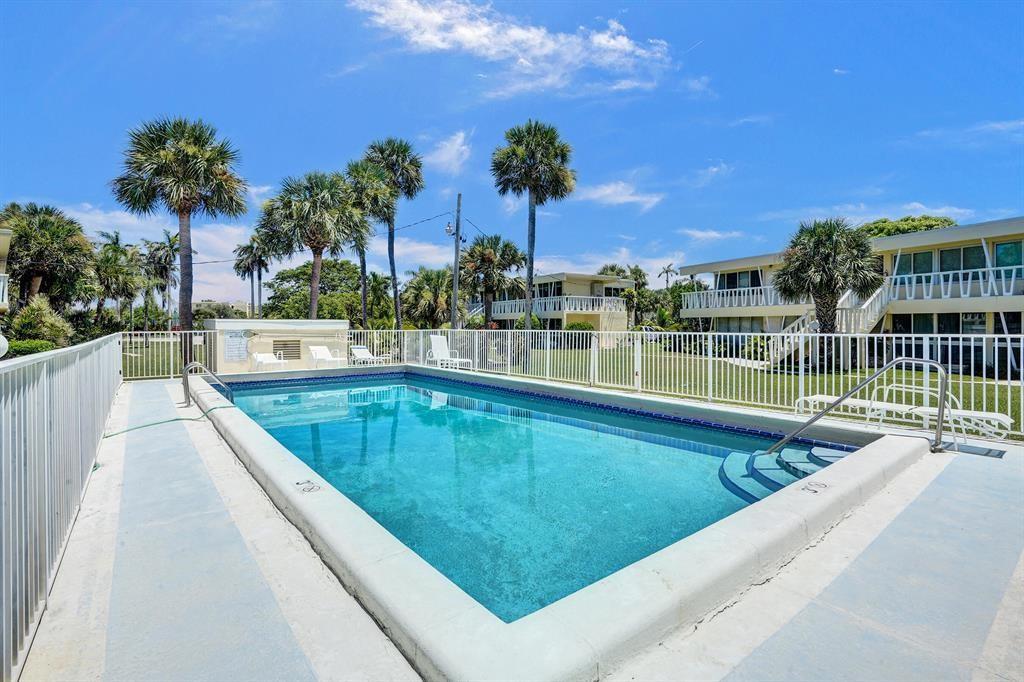 2755 NE 28th Ave #E3 Lighthouse Point, FL 33064