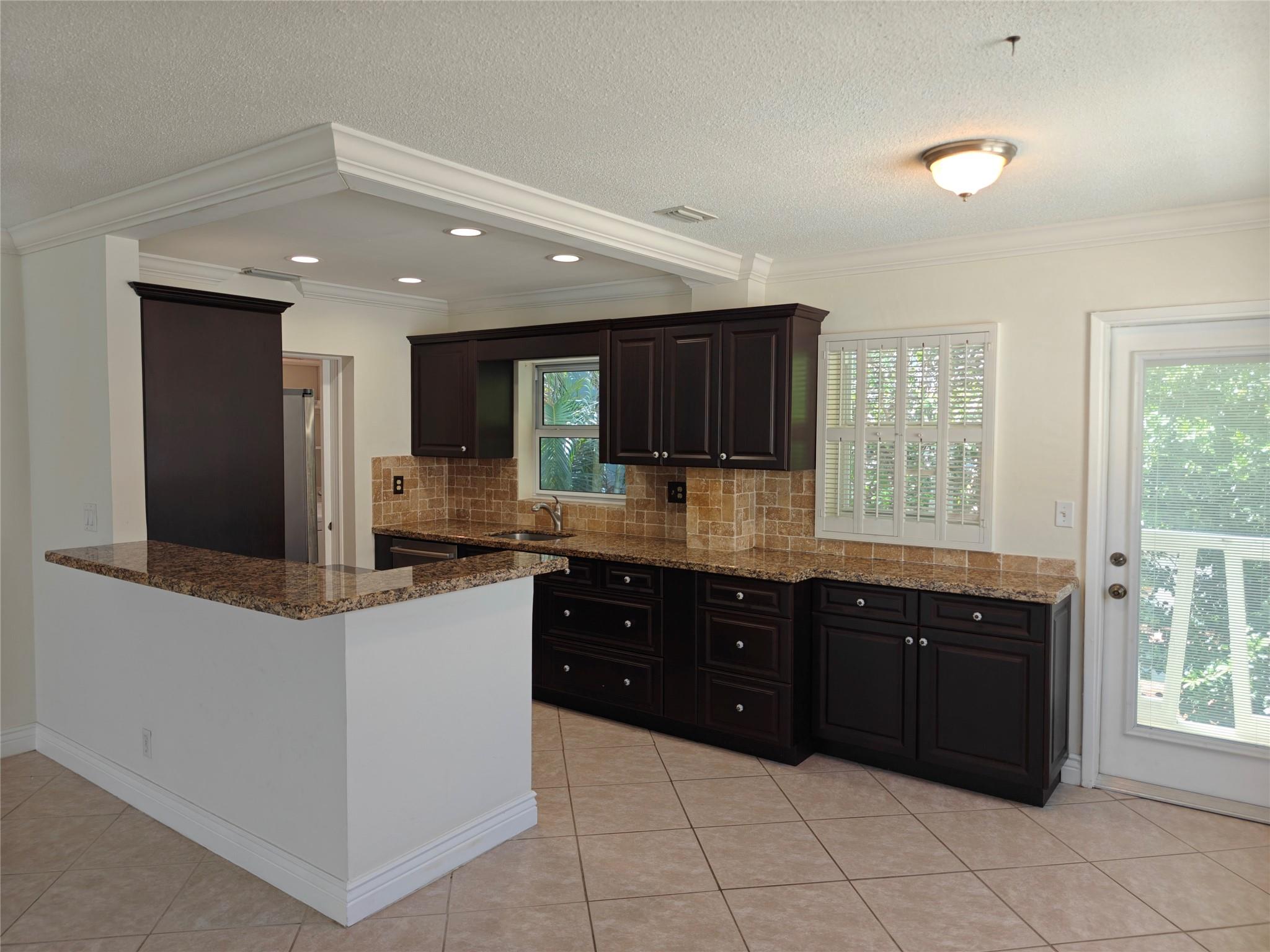 2755 NE 28th Ave #E3 Lighthouse Point, FL 33064