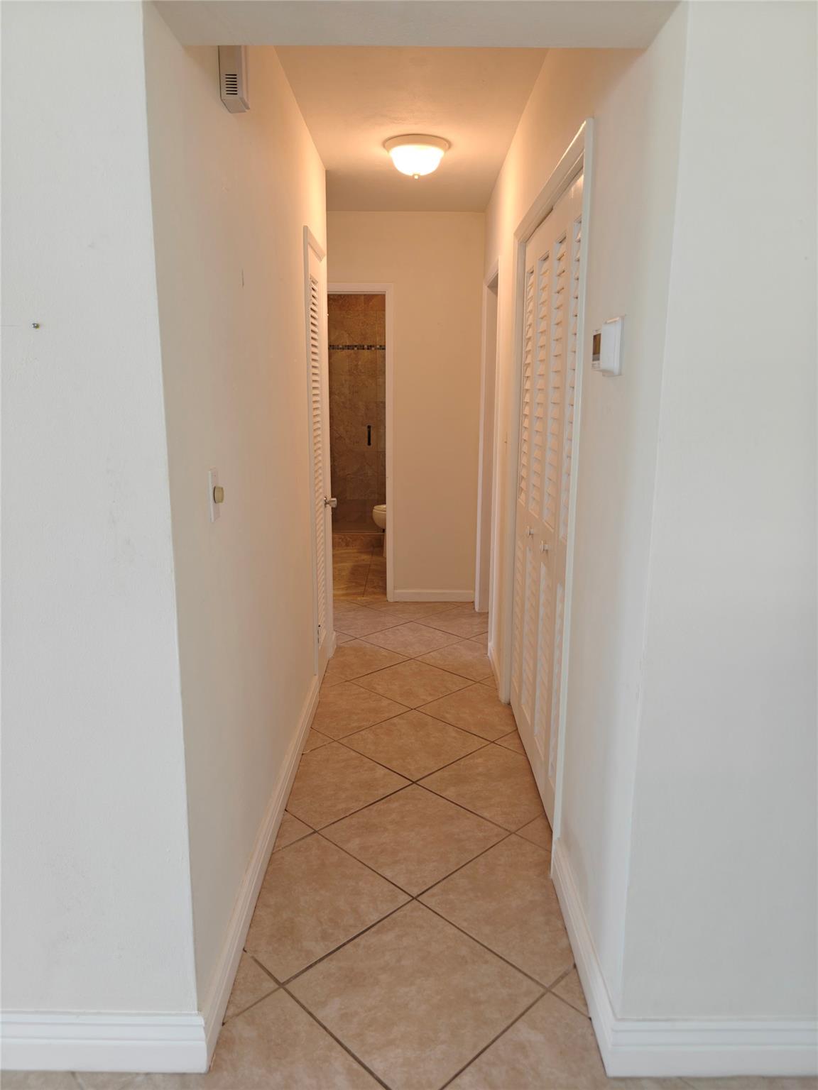 2755 NE 28th Ave #E3 Lighthouse Point, FL 33064