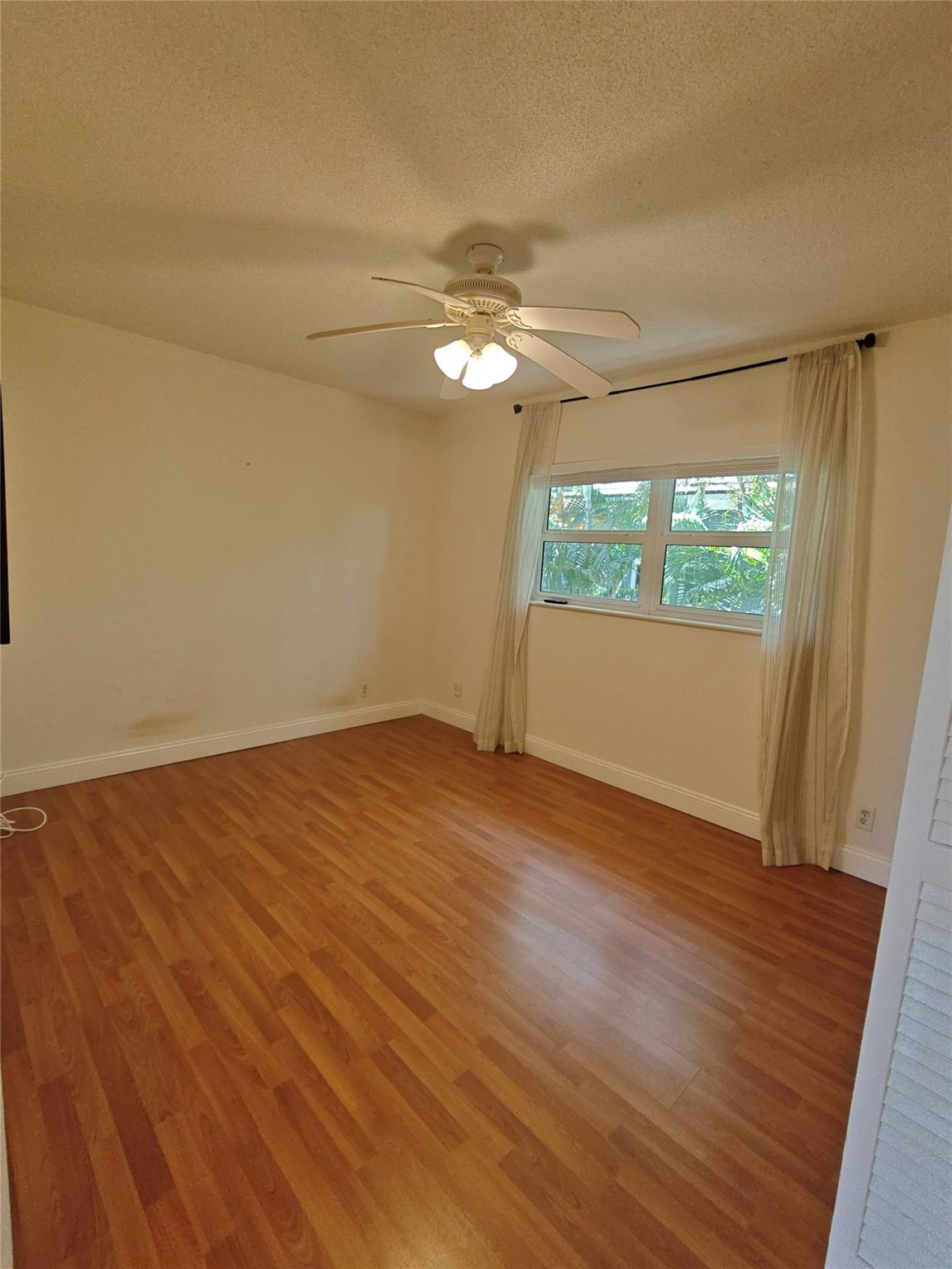 2755 NE 28th Ave #E3 Lighthouse Point, FL 33064