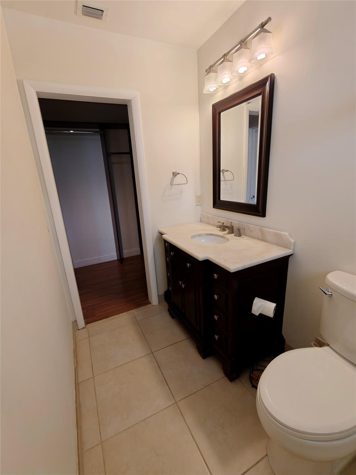 2755 NE 28th Ave #E3 Lighthouse Point, FL 33064