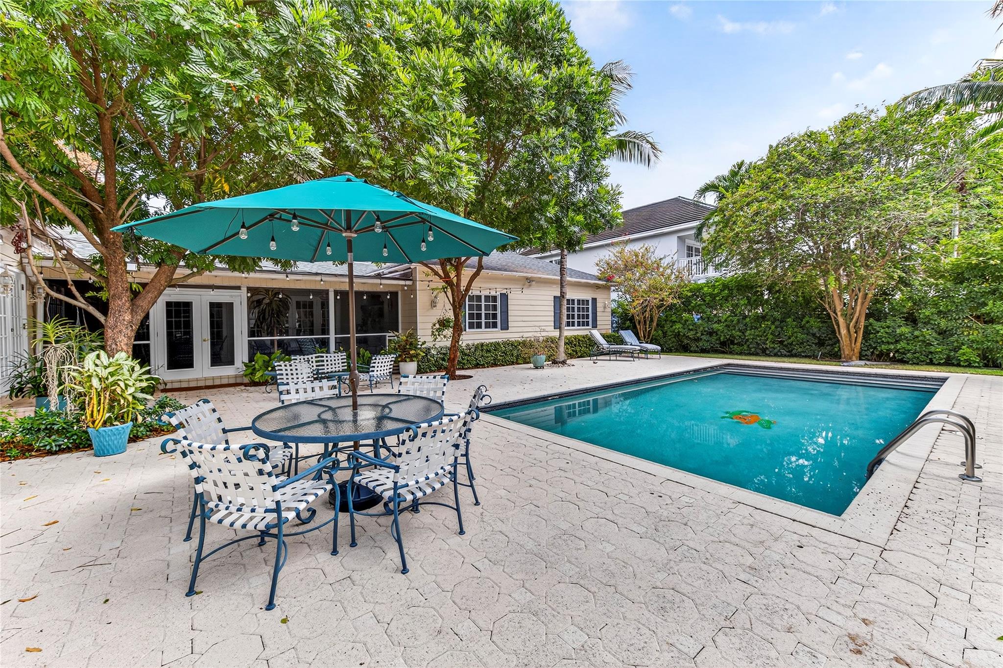 1017 SE 13th Ter Fort Lauderdale, FL 33316