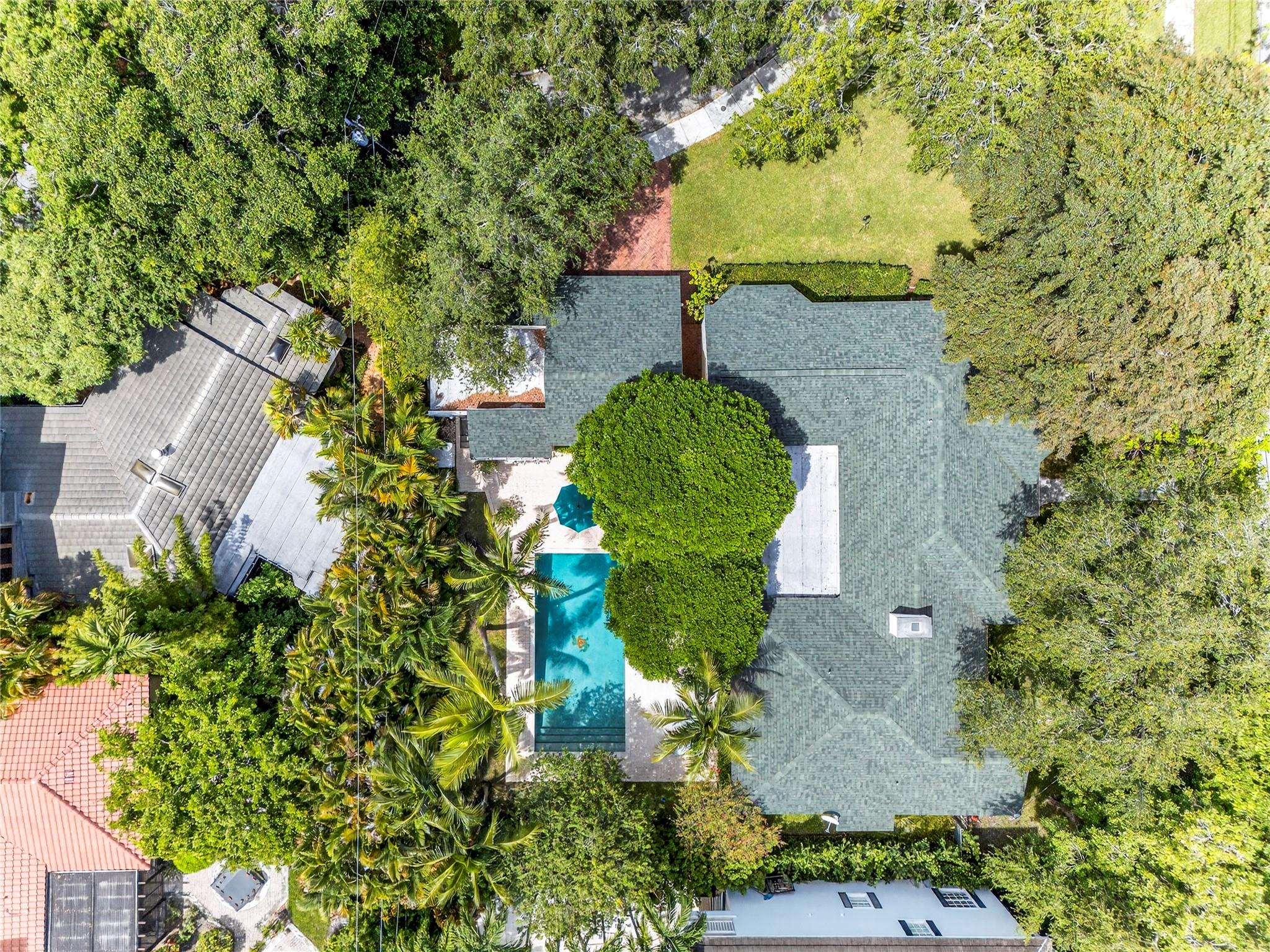 1017 SE 13th Ter Fort Lauderdale, FL 33316