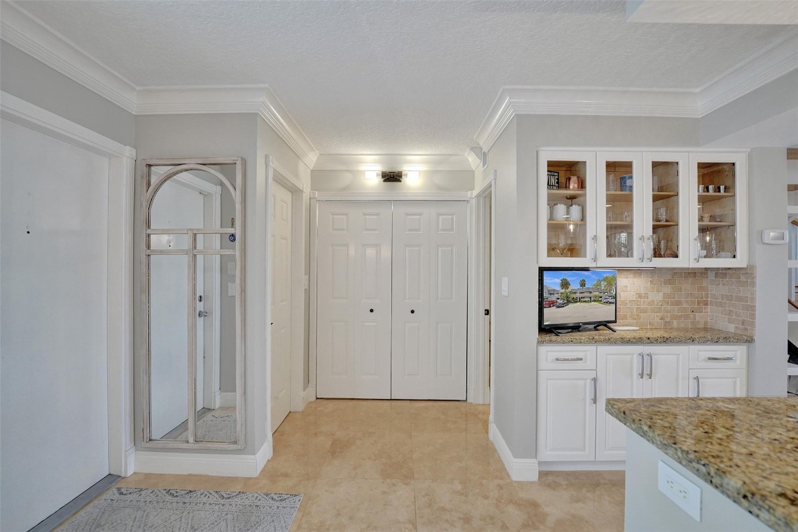 1100 SE 5th #77 Pompano Beach, FL 33060