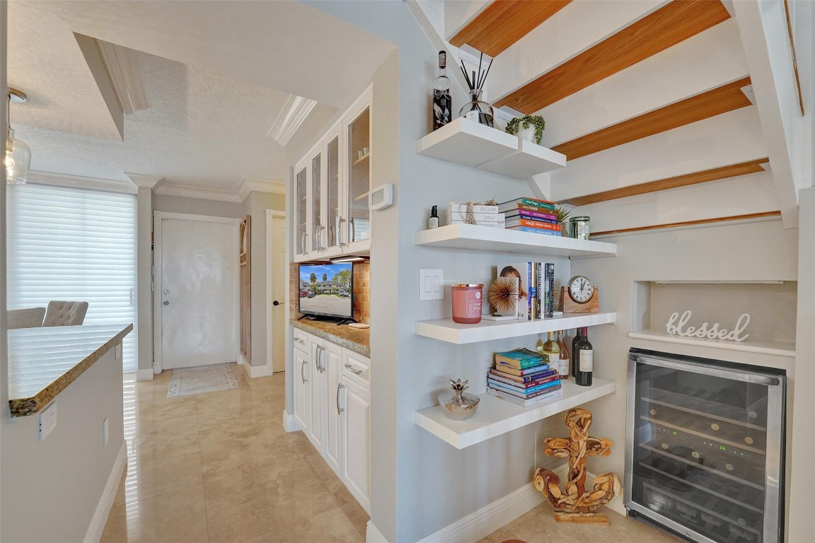 1100 SE 5th #77 Pompano Beach, FL 33060