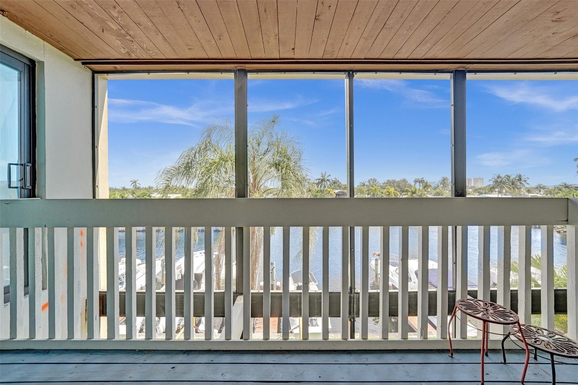 1100 SE 5th #77 Pompano Beach, FL 33060