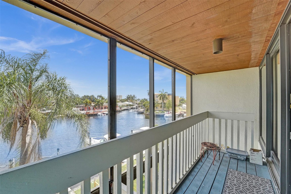 1100 SE 5th #77 Pompano Beach, FL 33060