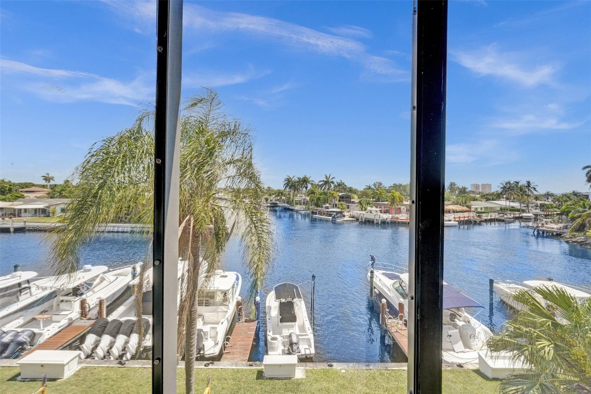 1100 SE 5th #77 Pompano Beach, FL 33060