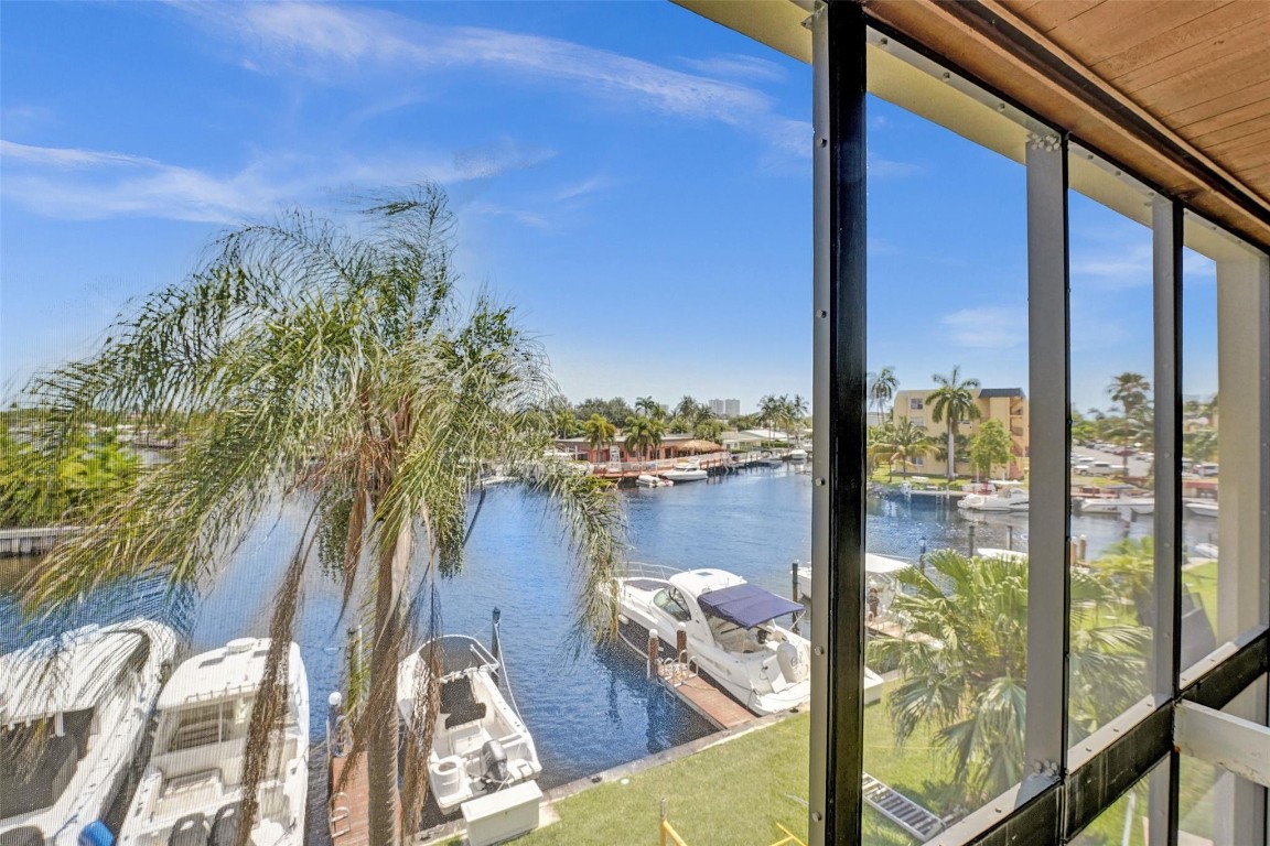 1100 SE 5th #77 Pompano Beach, FL 33060