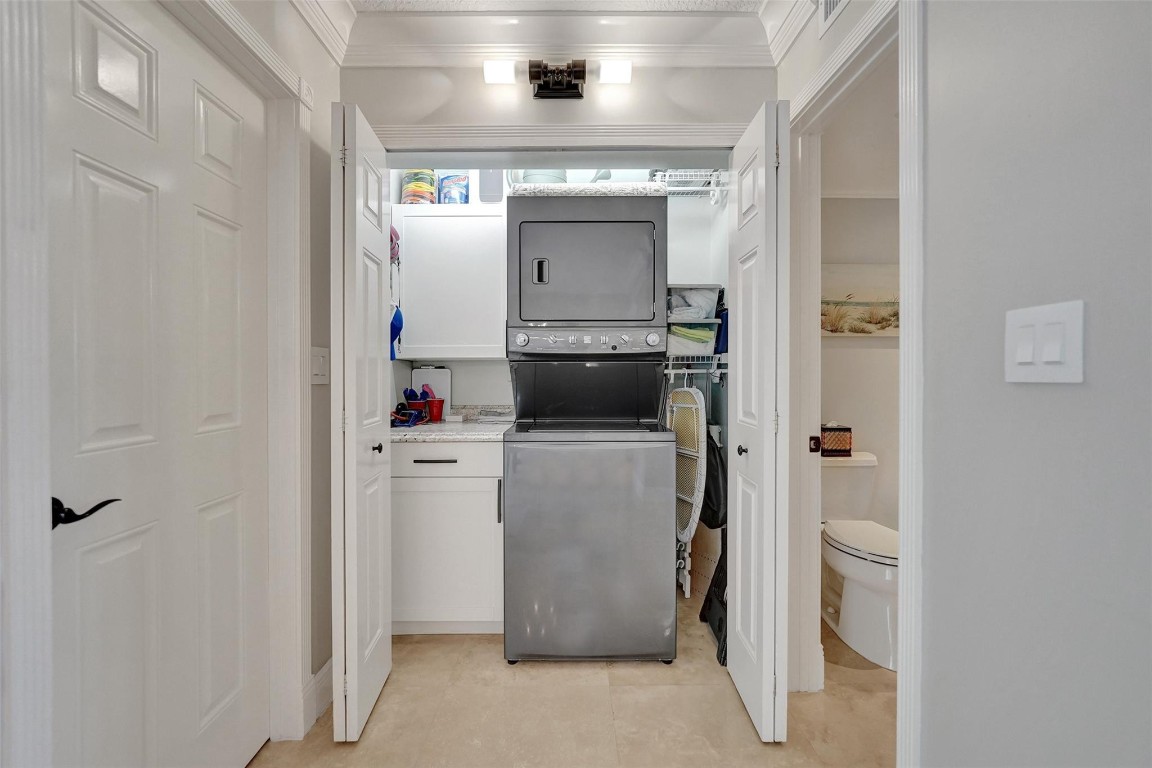 1100 SE 5th #77 Pompano Beach, FL 33060