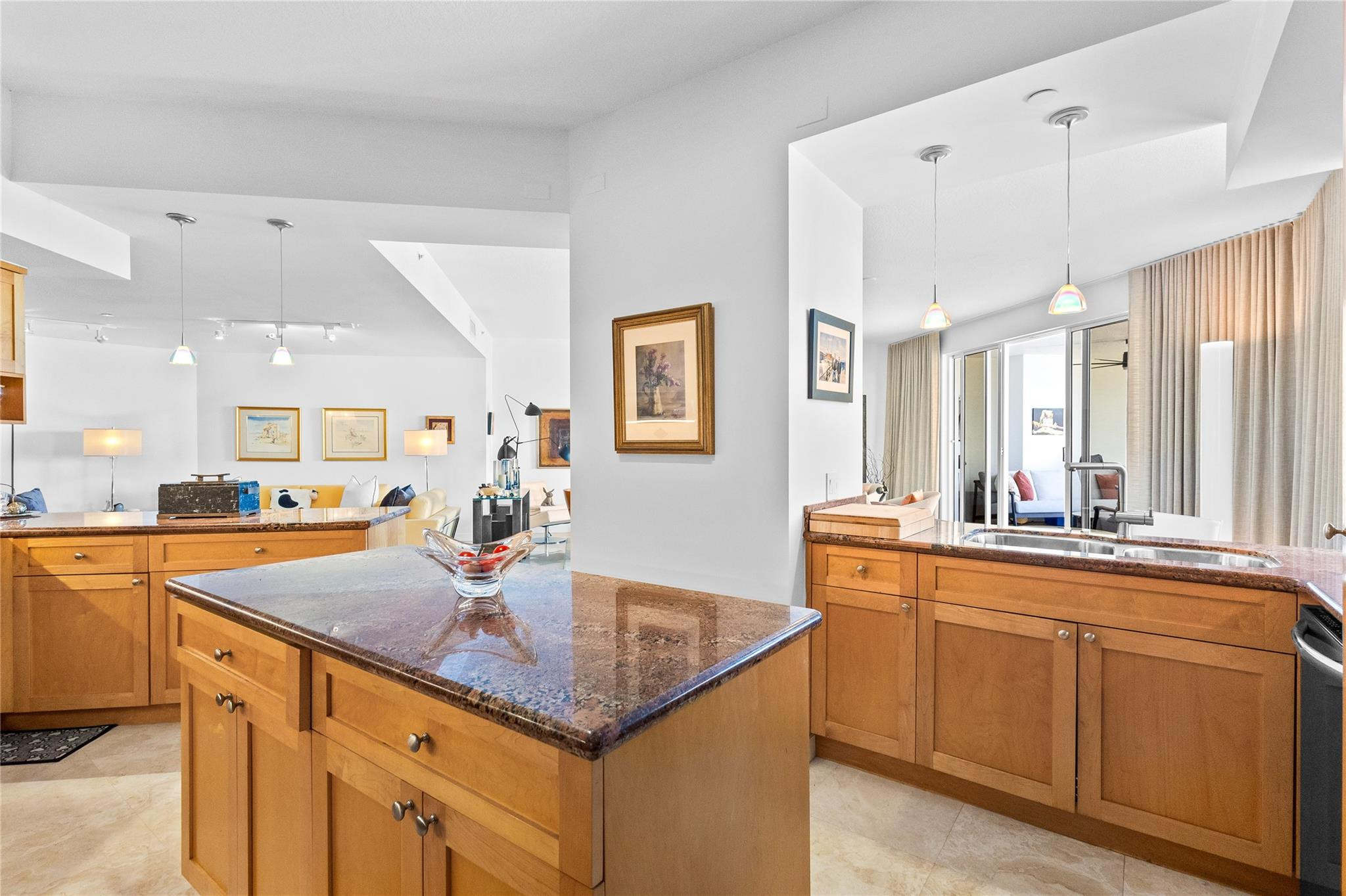 615 Bayshore Dr #301 Fort Lauderdale, FL 33304