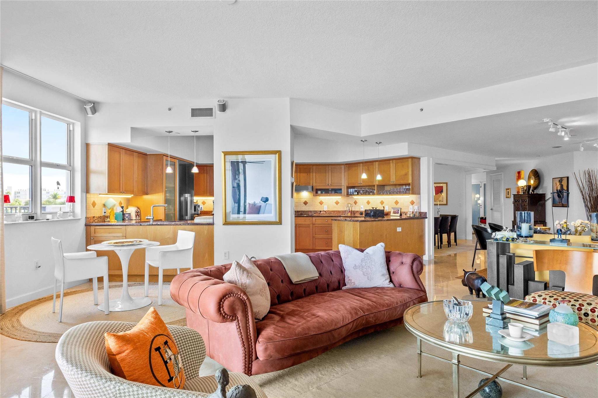 615 Bayshore Dr #301 Fort Lauderdale, FL 33304