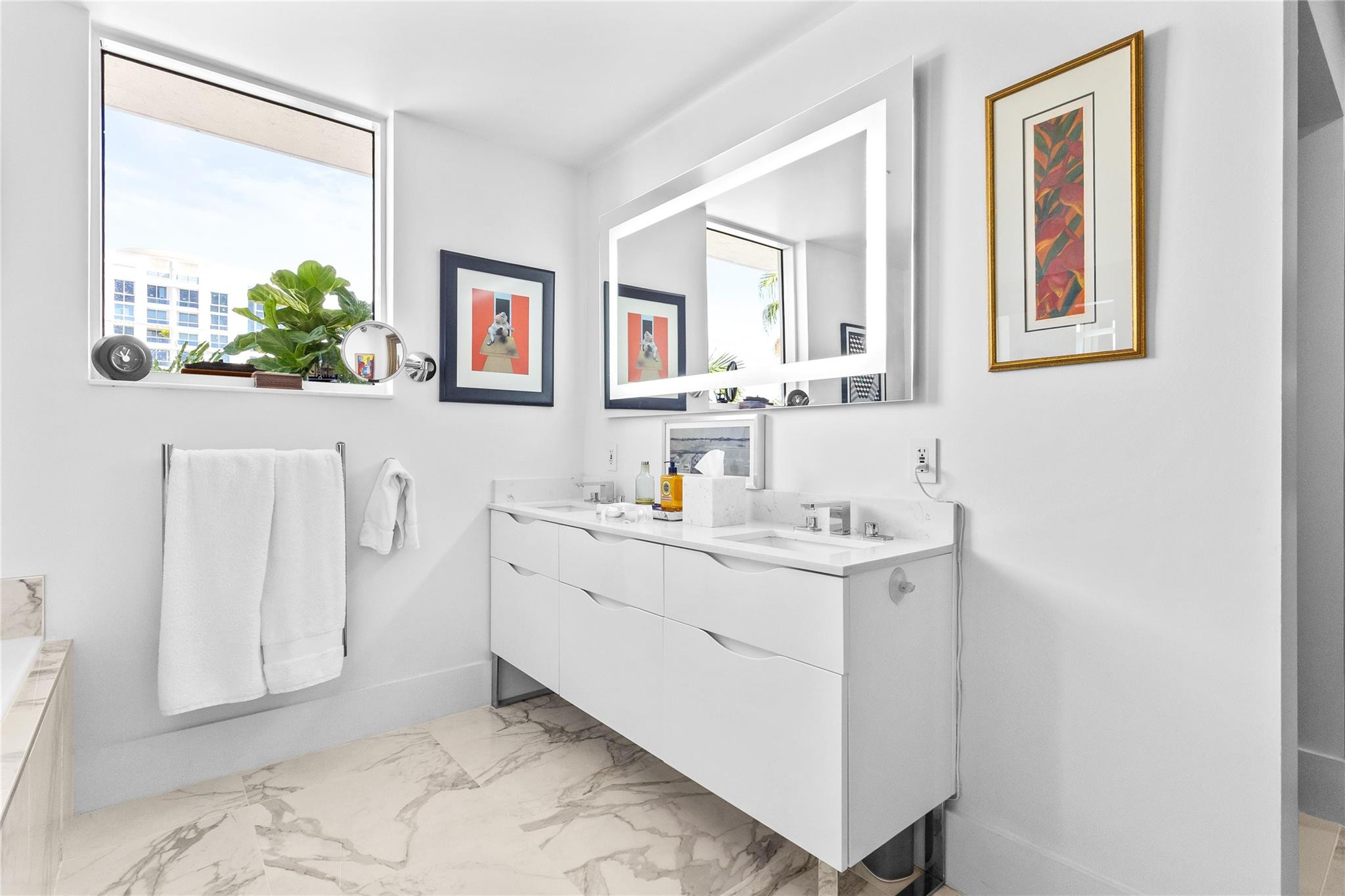 615 Bayshore Dr #301 Fort Lauderdale, FL 33304