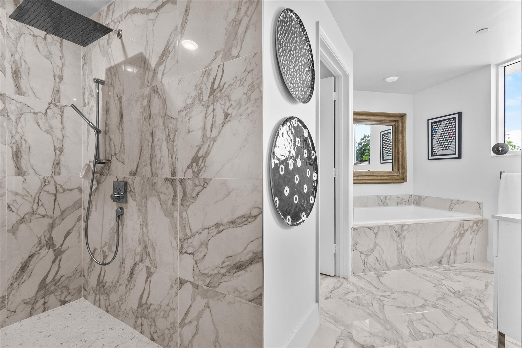 615 Bayshore Dr #301 Fort Lauderdale, FL 33304