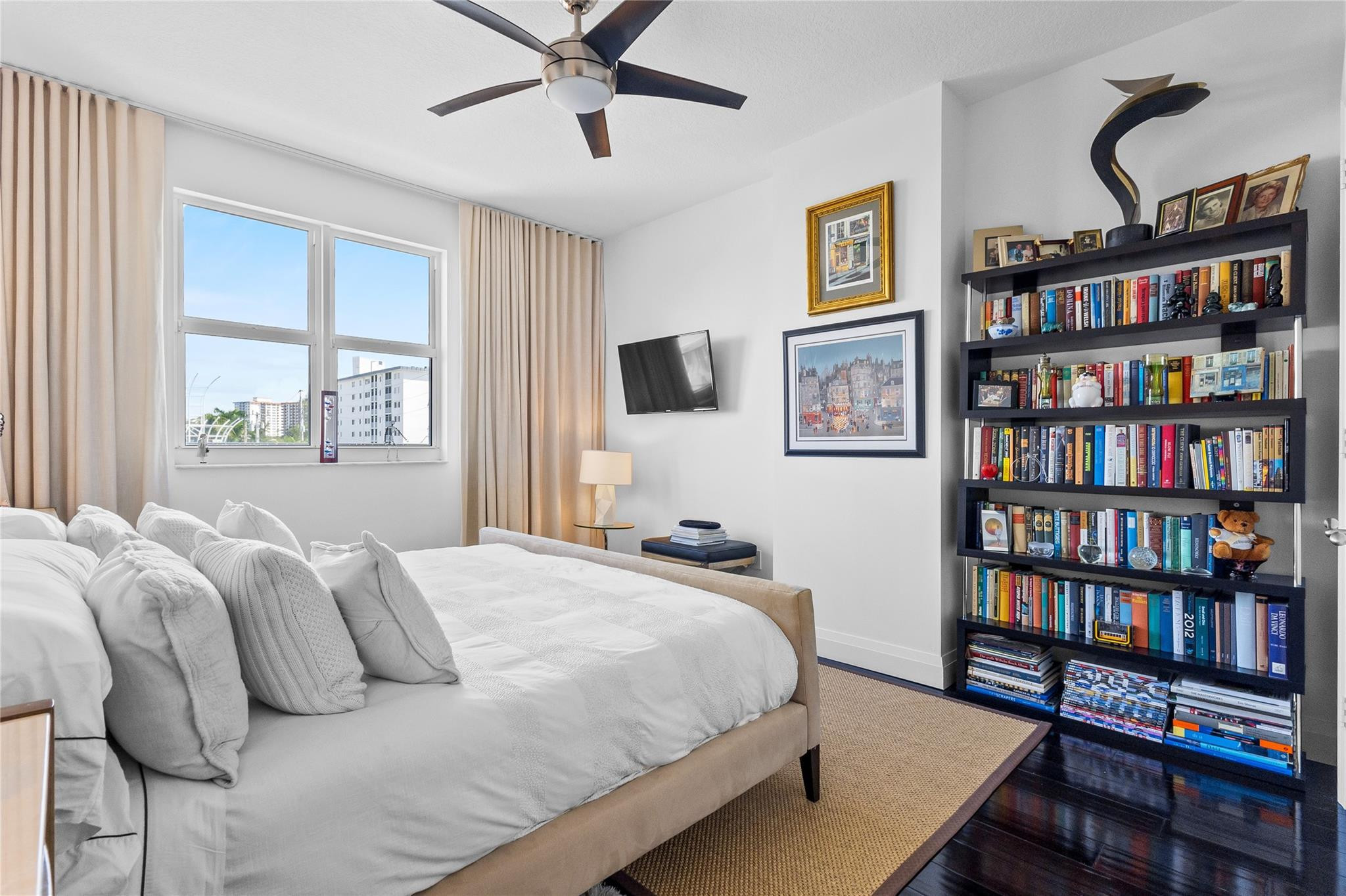 615 Bayshore Dr #301 Fort Lauderdale, FL 33304