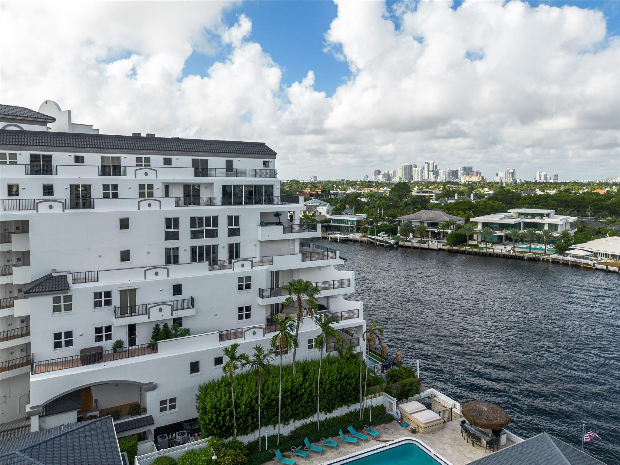 615 Bayshore Dr #301 Fort Lauderdale, FL 33304