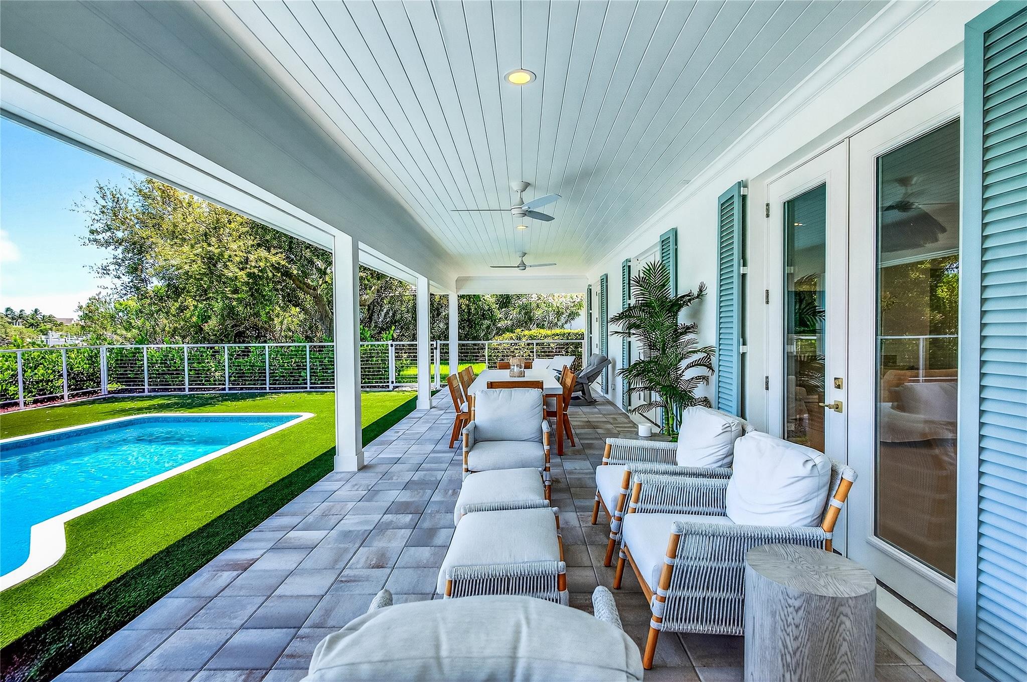 230 Osprey Ct Vero Beach, FL 32963