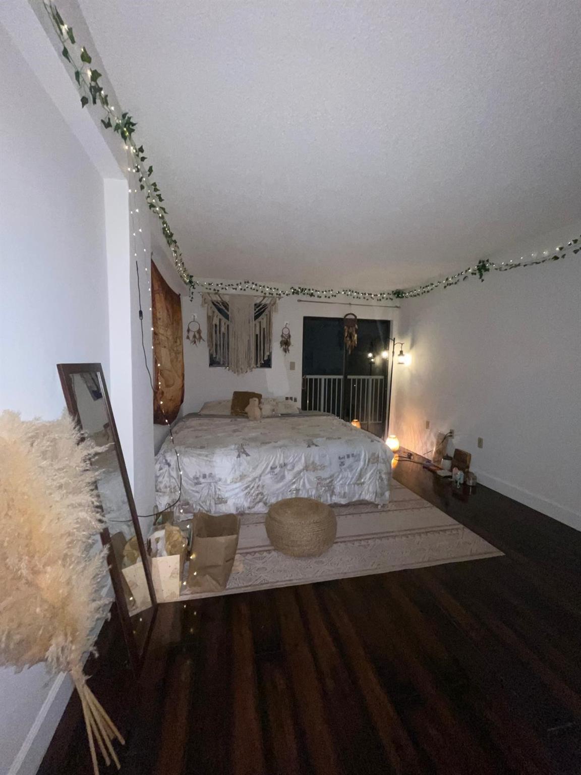 110 S Shore Dr #5C Miami Beach, FL 33141