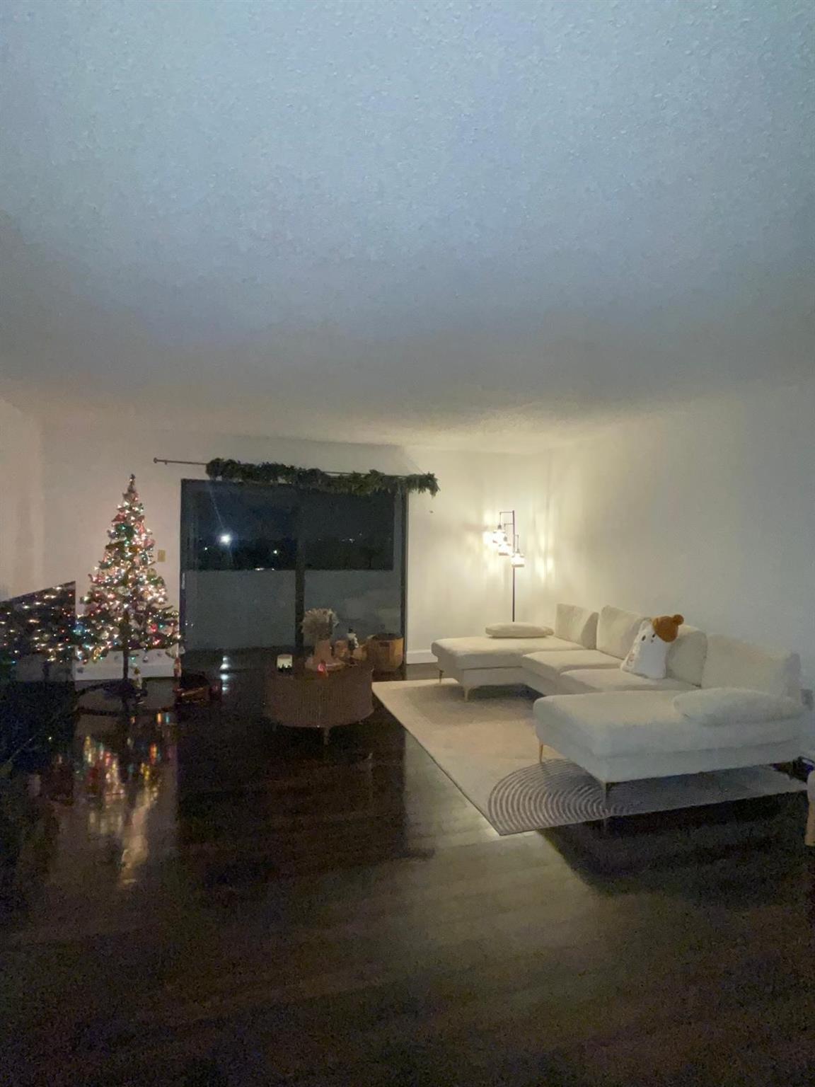 110 S Shore Dr #5C Miami Beach, FL 33141