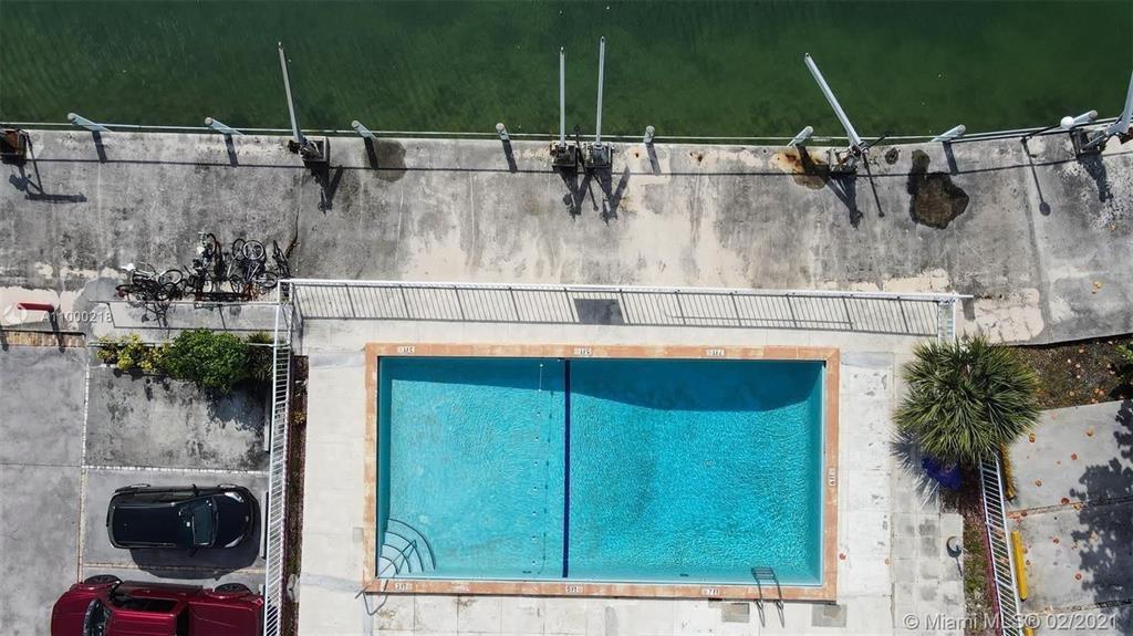 110 S Shore Dr #5C Miami Beach, FL 33141