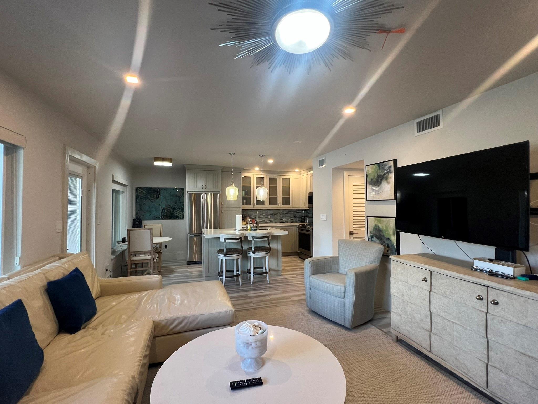 2811 NE 51st St #6 Fort Lauderdale, FL 33308