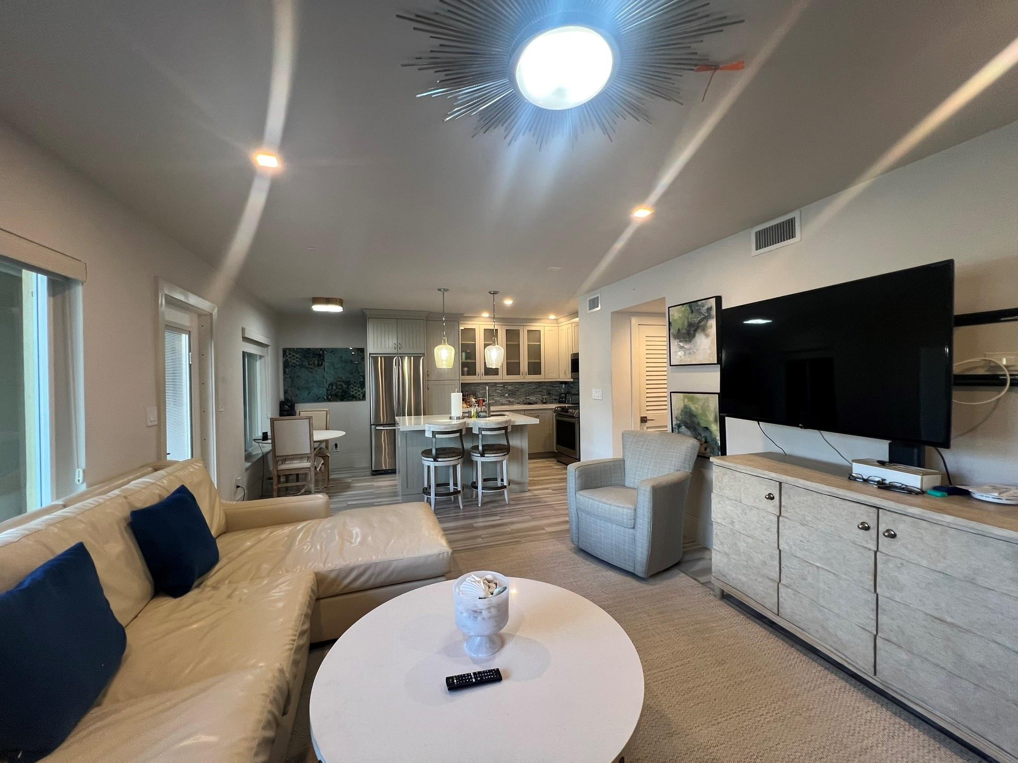 2811 NE 51st St #6 Fort Lauderdale, FL 33308