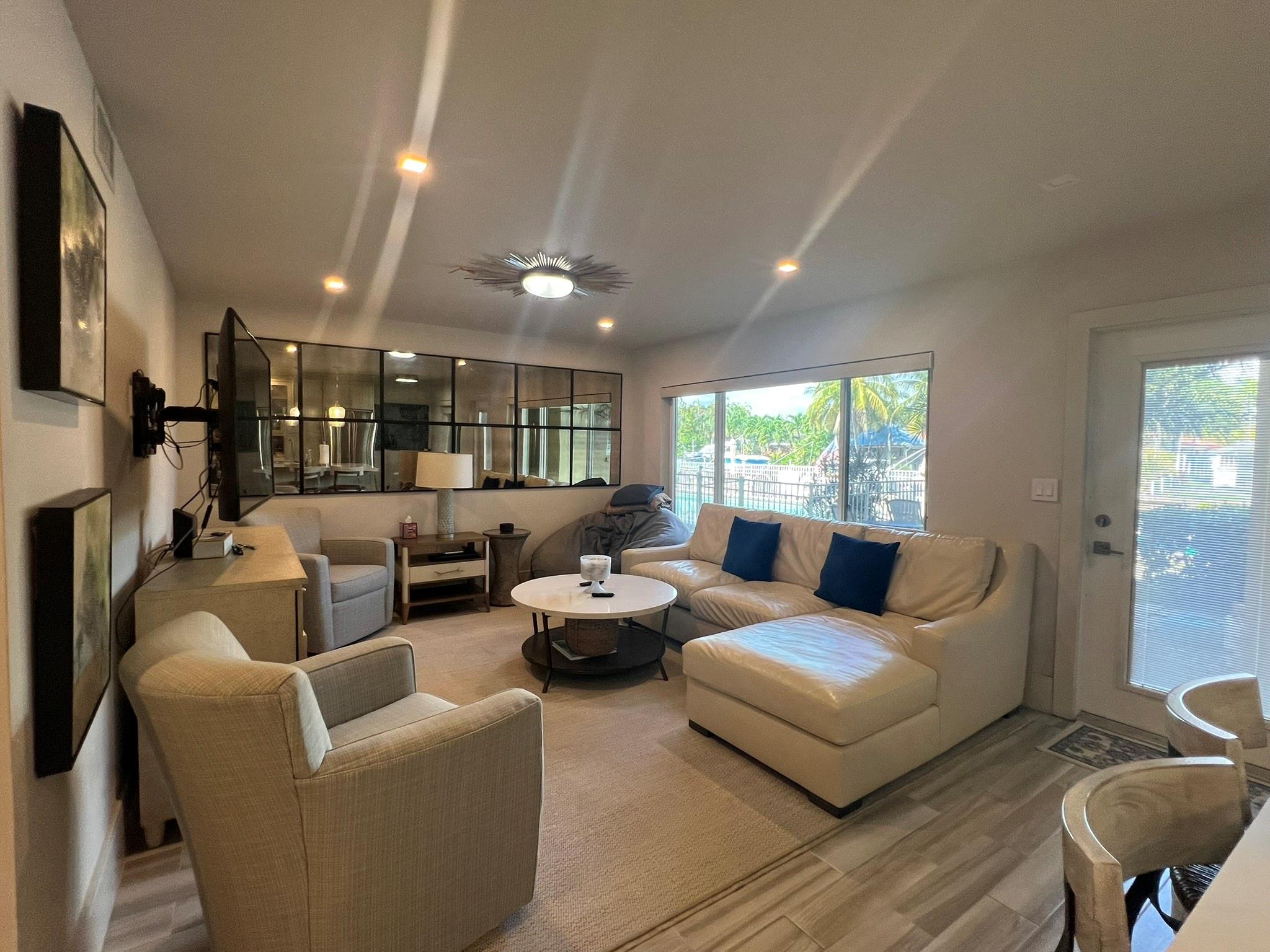 2811 NE 51st St #6 Fort Lauderdale, FL 33308