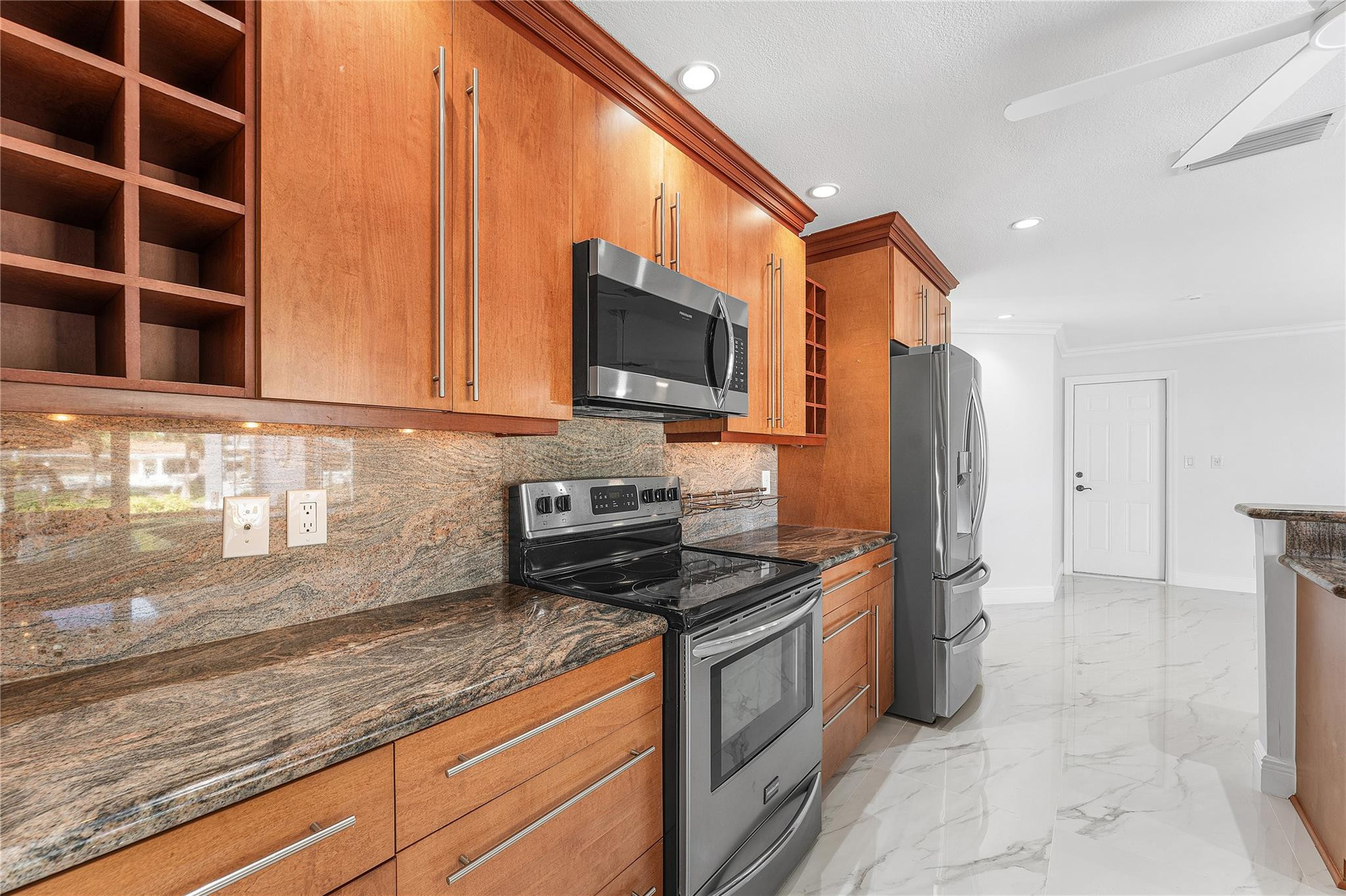 2443 NE 26th Lighthouse Point, FL 33064