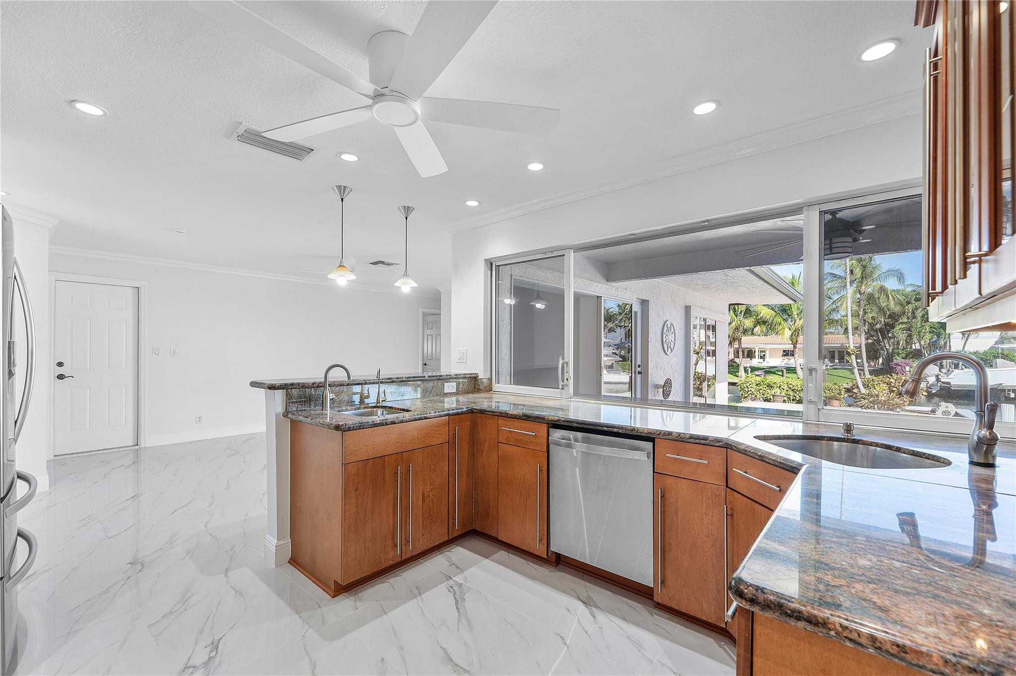 2443 NE 26th Lighthouse Point, FL 33064