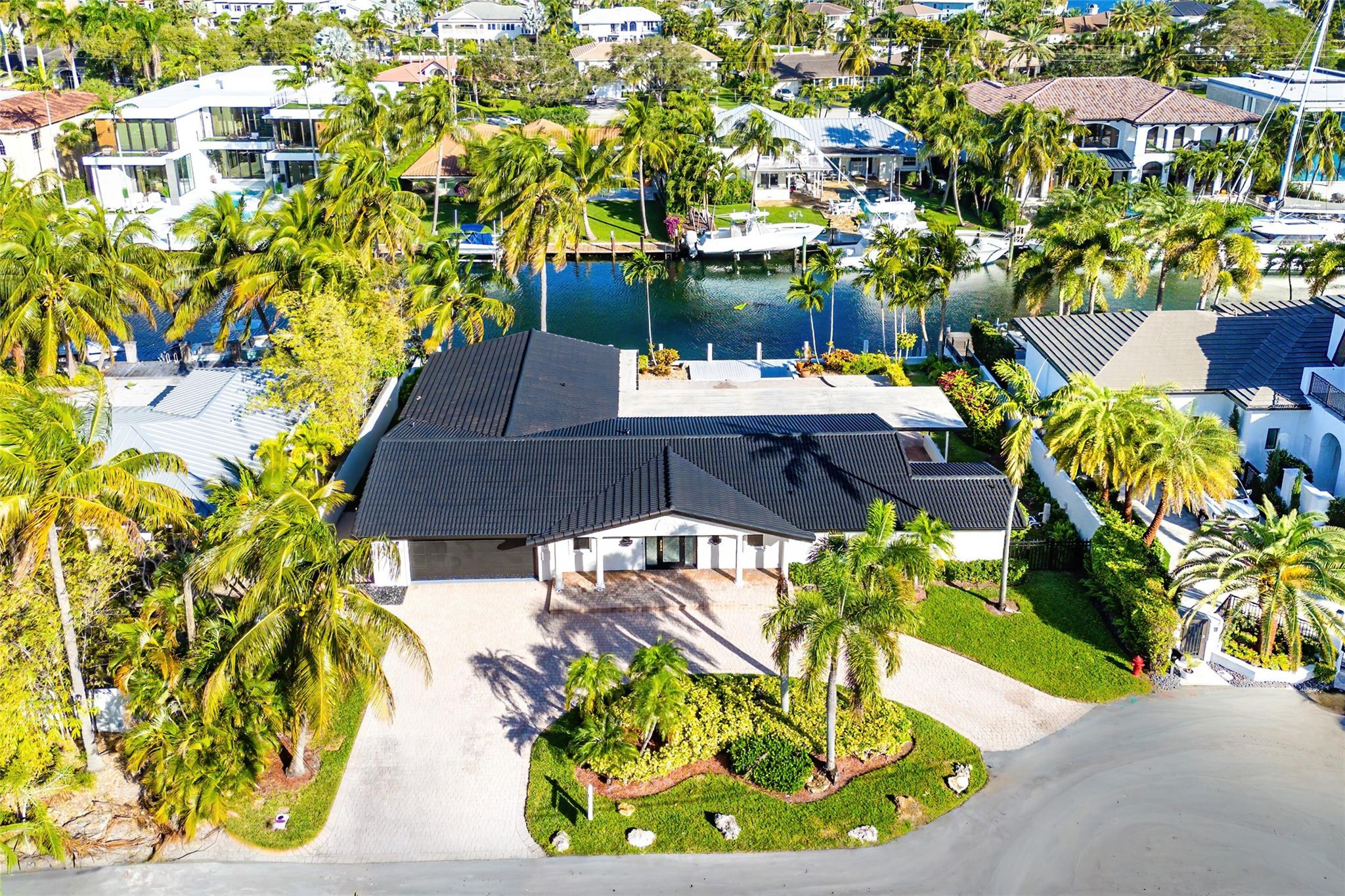 2443 NE 26th Lighthouse Point, FL 33064