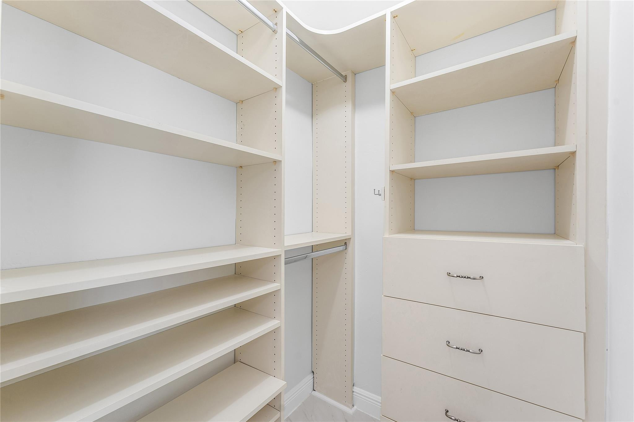 2443 NE 26th Lighthouse Point, FL 33064