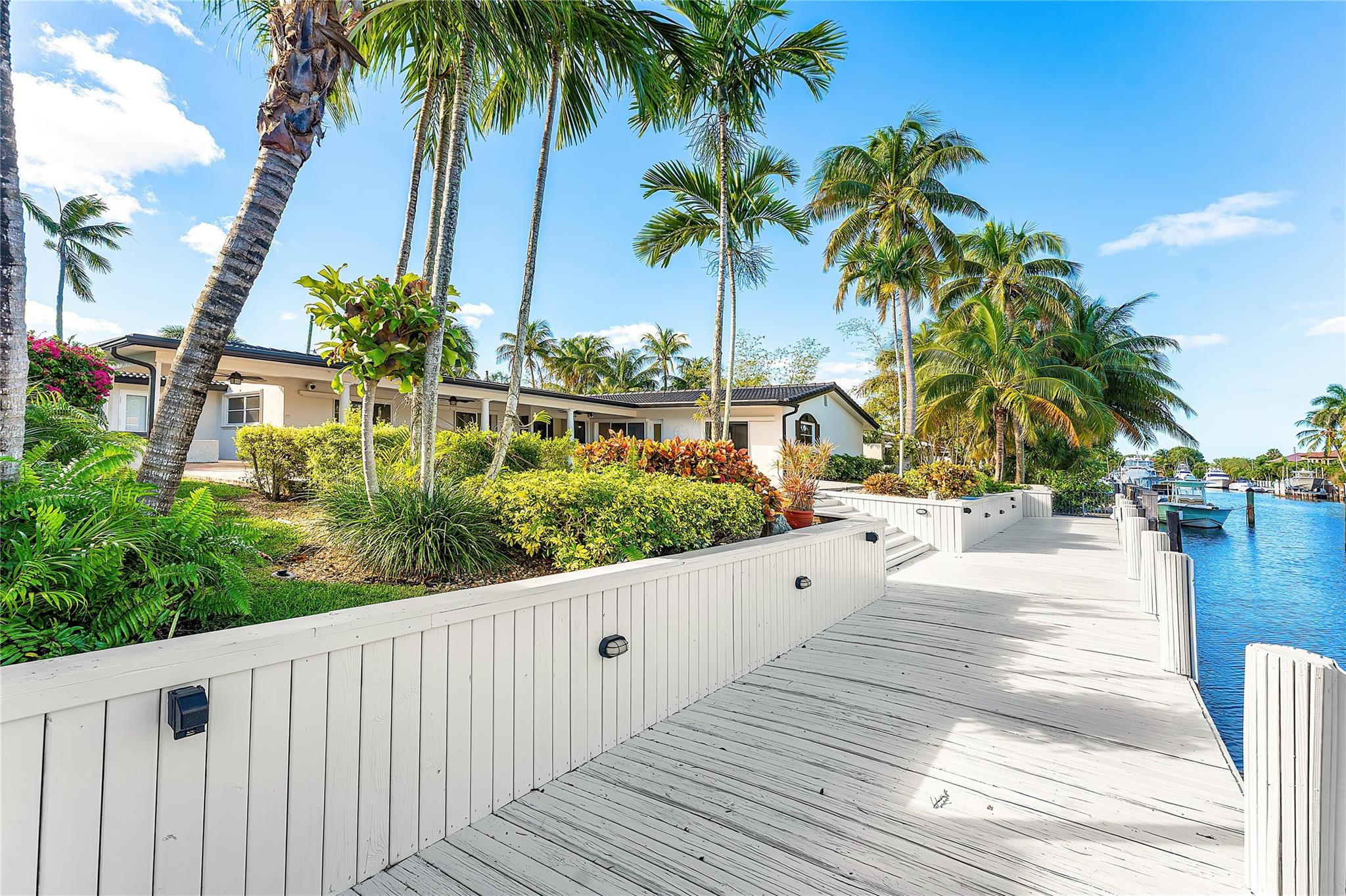 2443 NE 26th Lighthouse Point, FL 33064