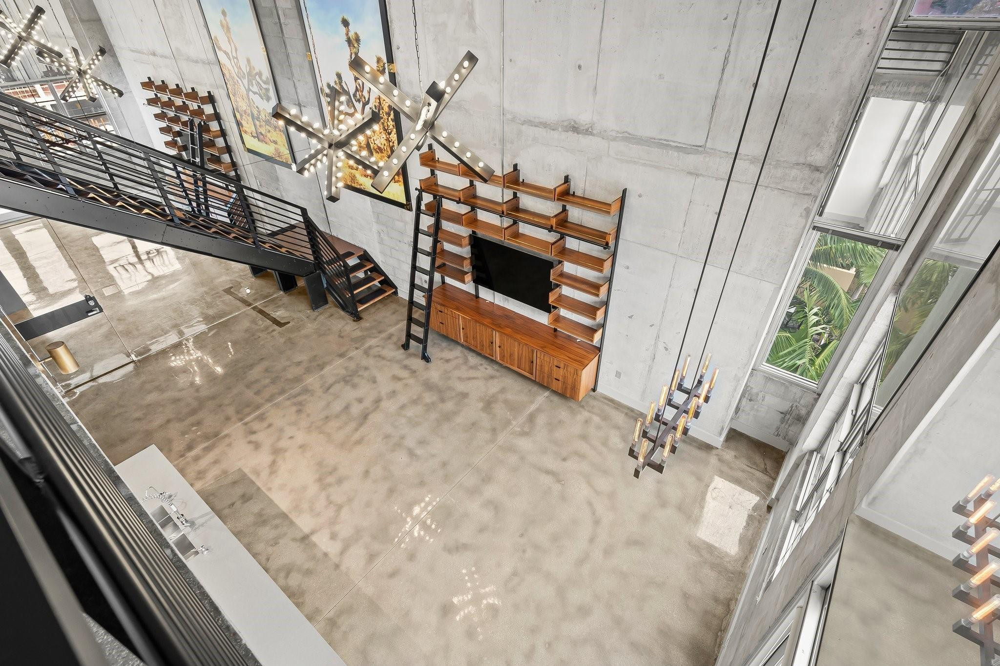 445 N Andrews #404 Fort Lauderdale, FL 33301