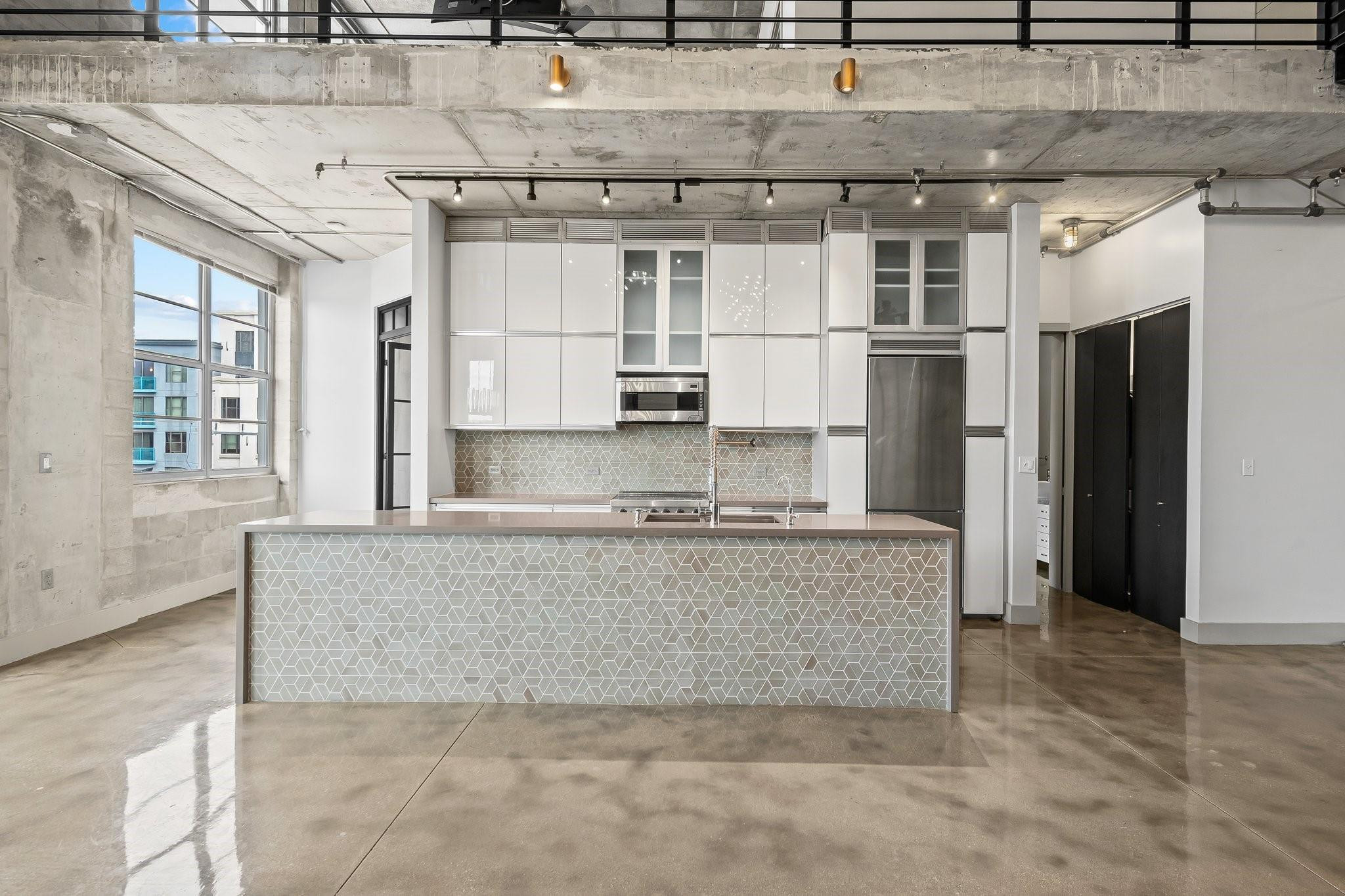 445 N Andrews #404 Fort Lauderdale, FL 33301