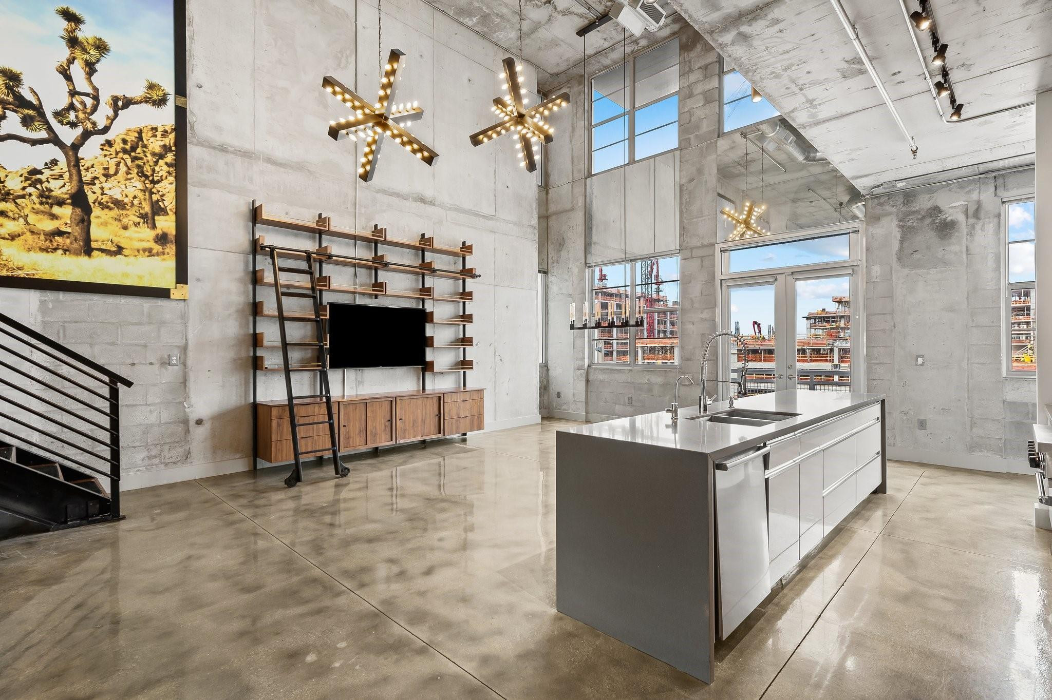 445 N Andrews #404 Fort Lauderdale, FL 33301