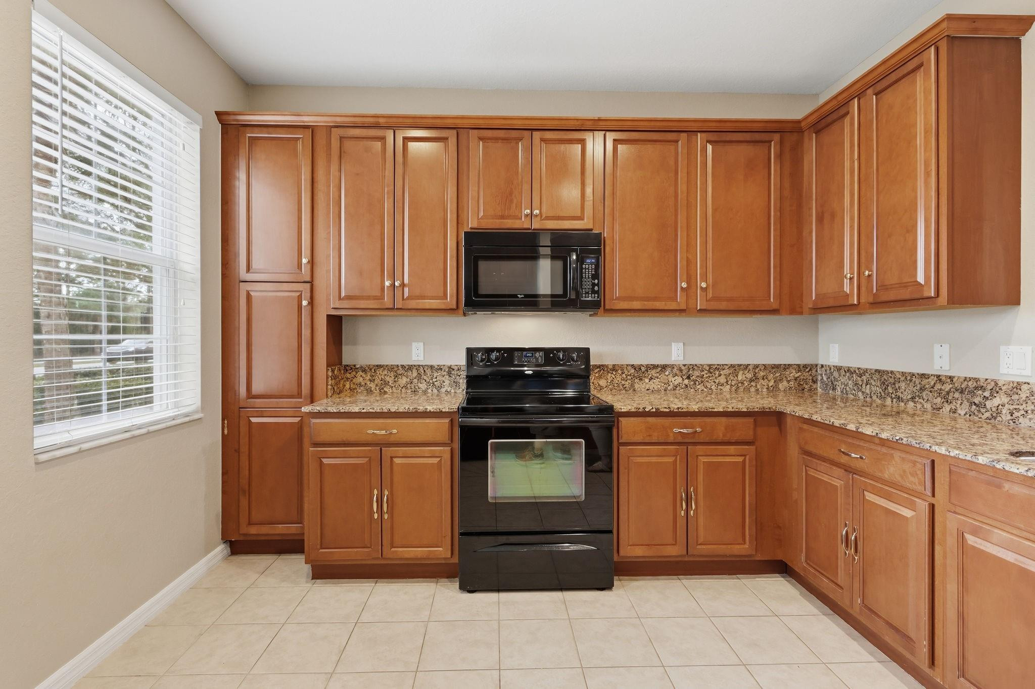 627 Dakota #- Jupiter, FL 33458