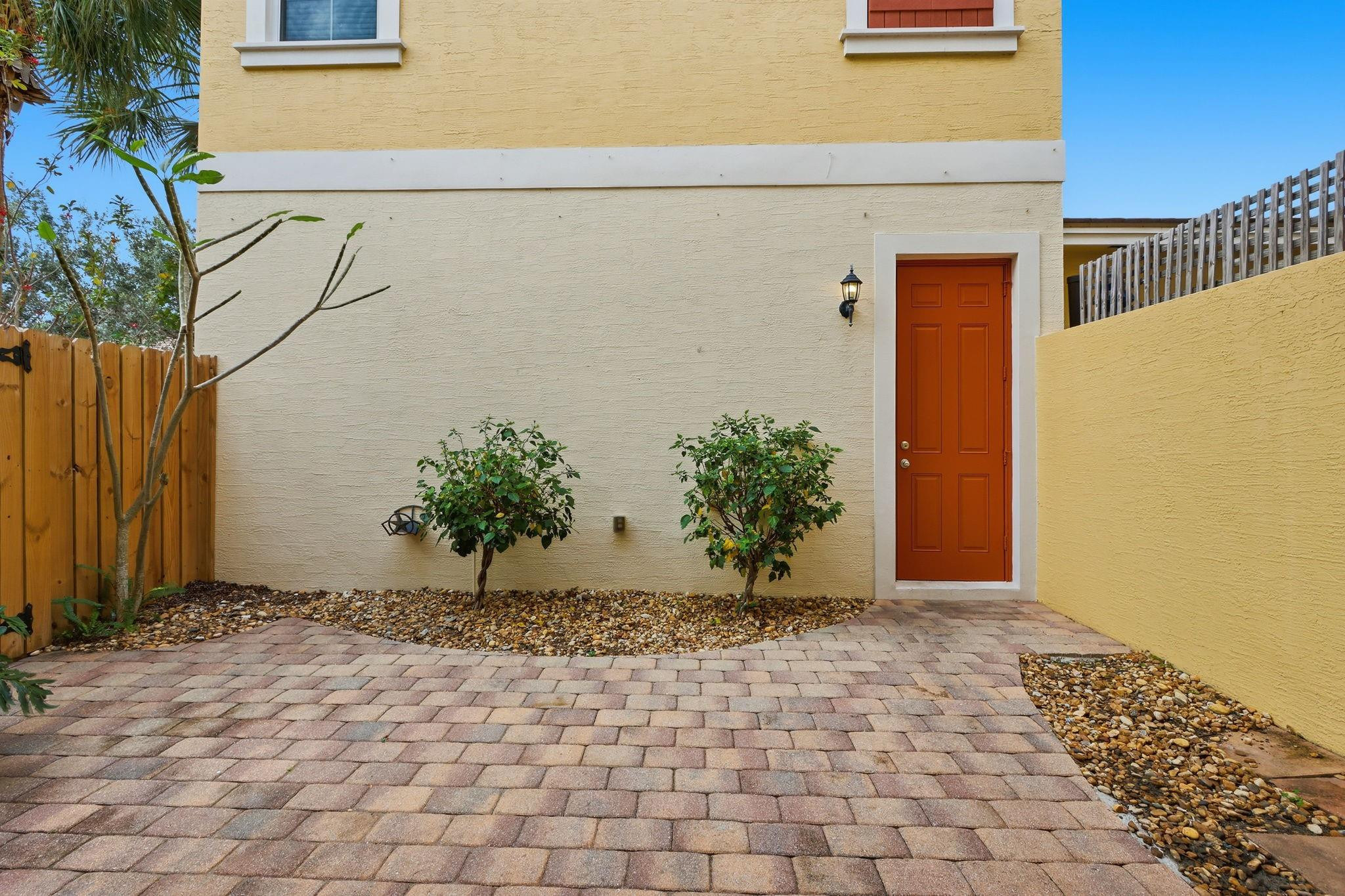 627 Dakota #- Jupiter, FL 33458