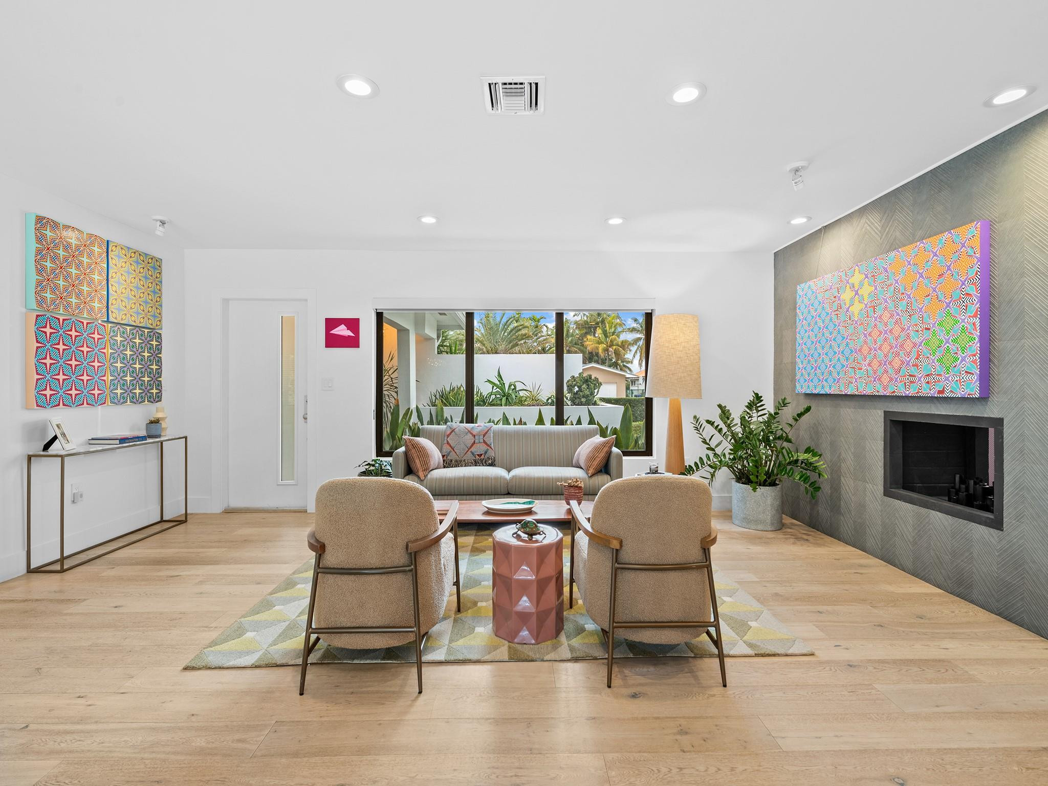 1610 Middle Riv Fort Lauderdale, FL 33305