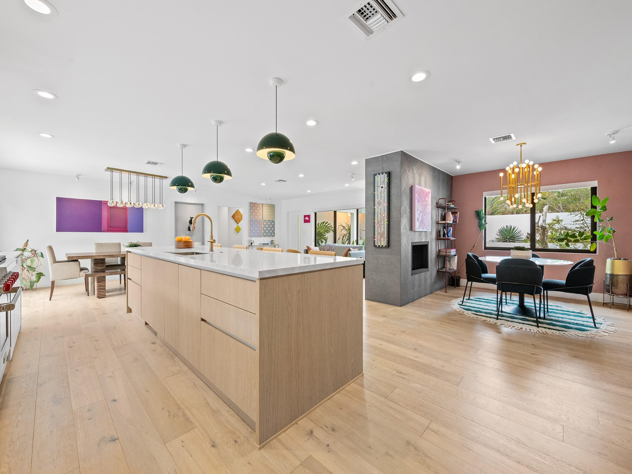 1610 Middle Riv Fort Lauderdale, FL 33305