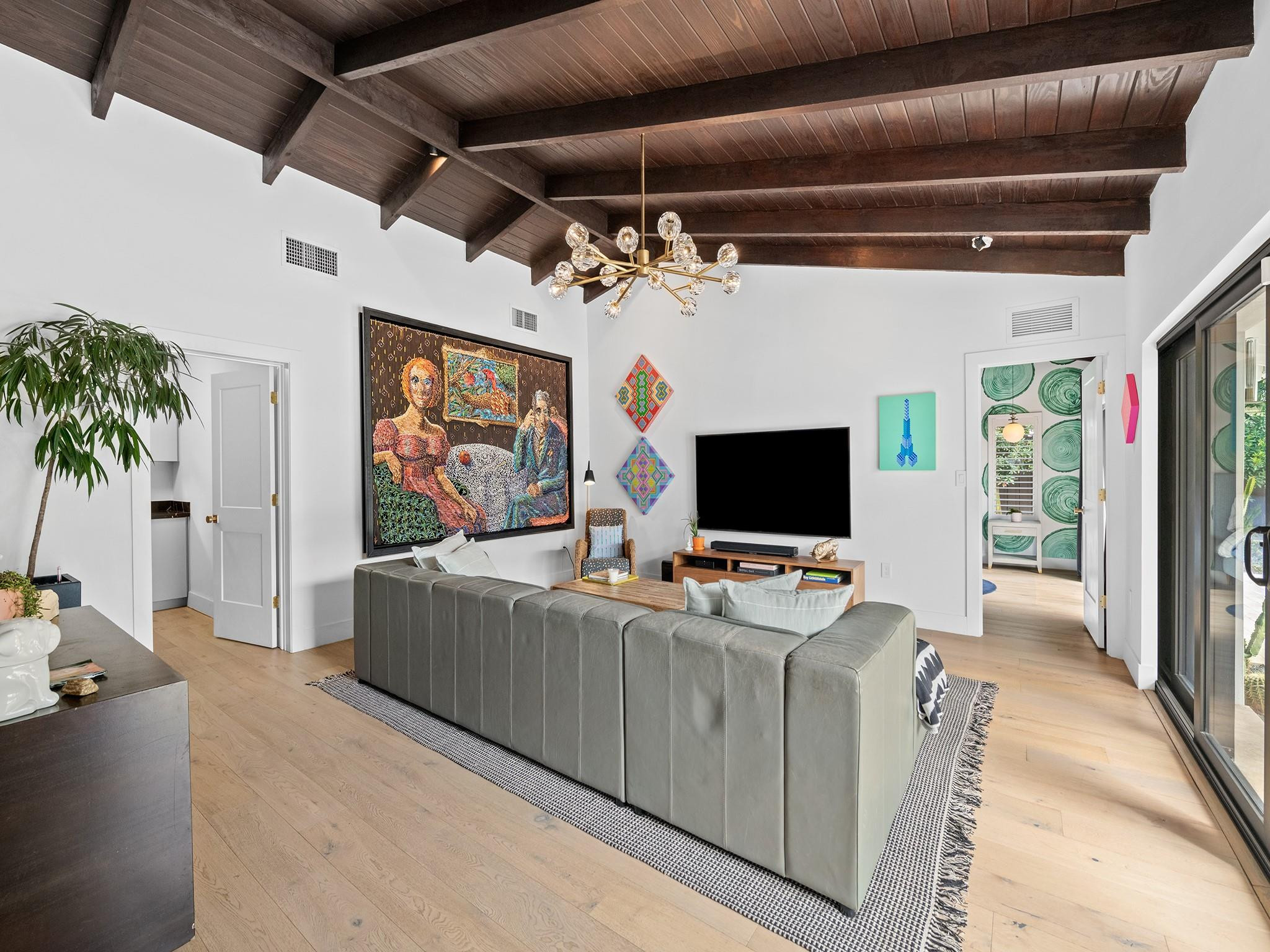 1610 Middle Riv Fort Lauderdale, FL 33305