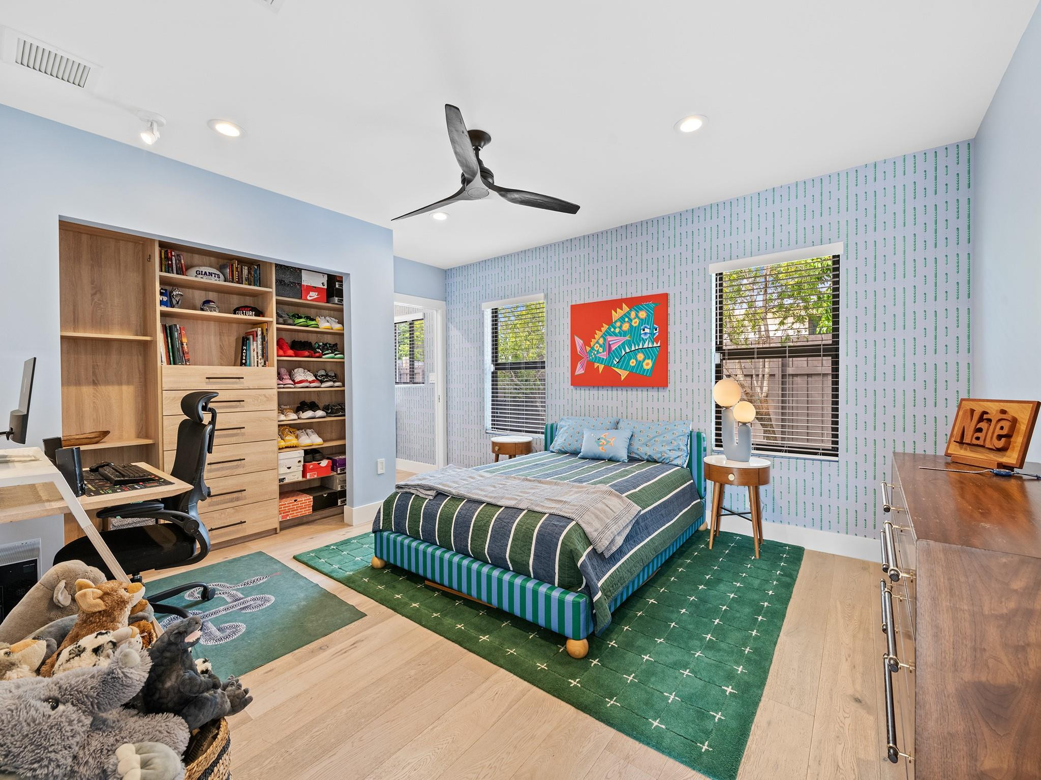 1610 Middle Riv Fort Lauderdale, FL 33305