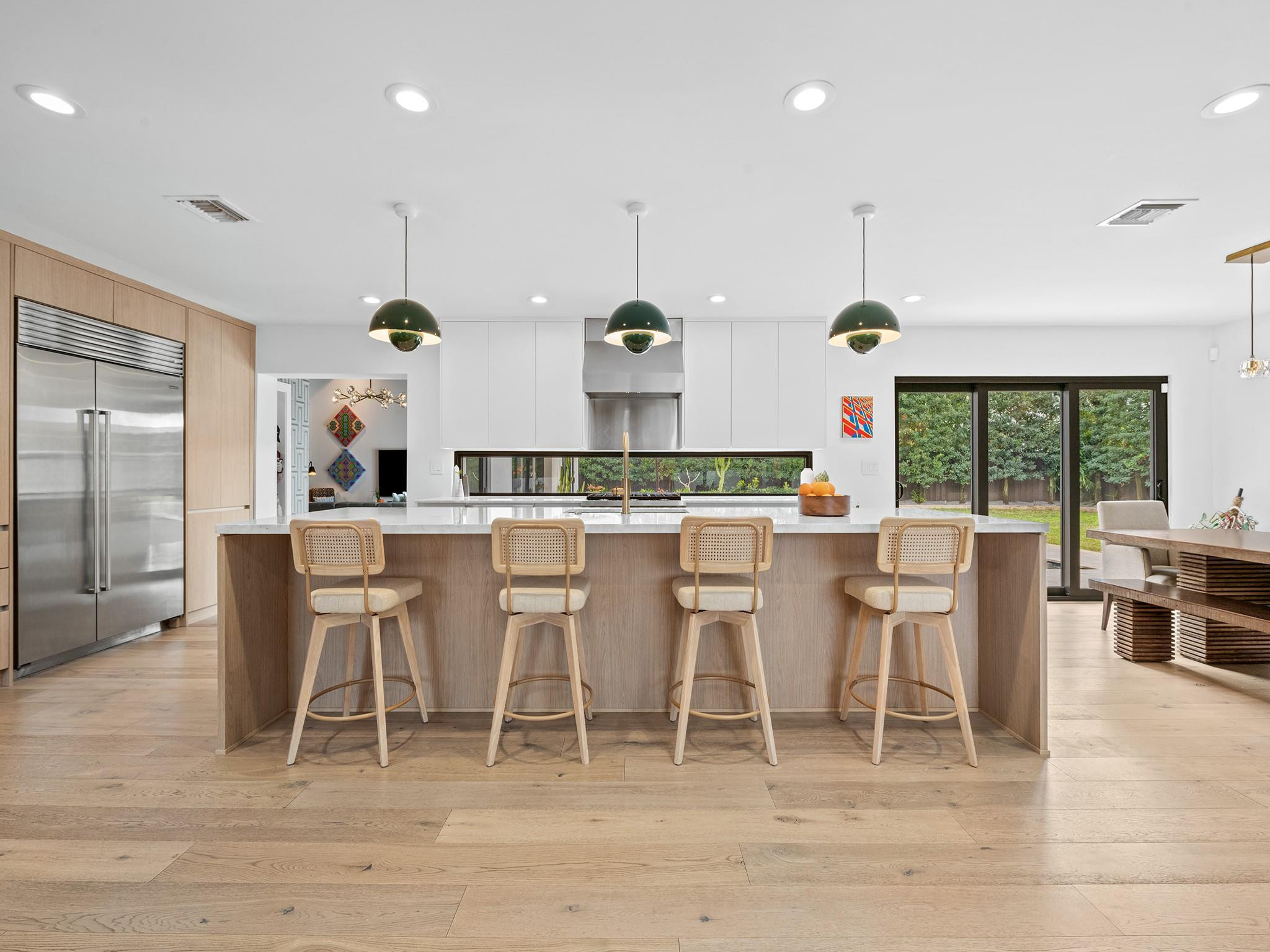 1610 Middle Riv Fort Lauderdale, FL 33305