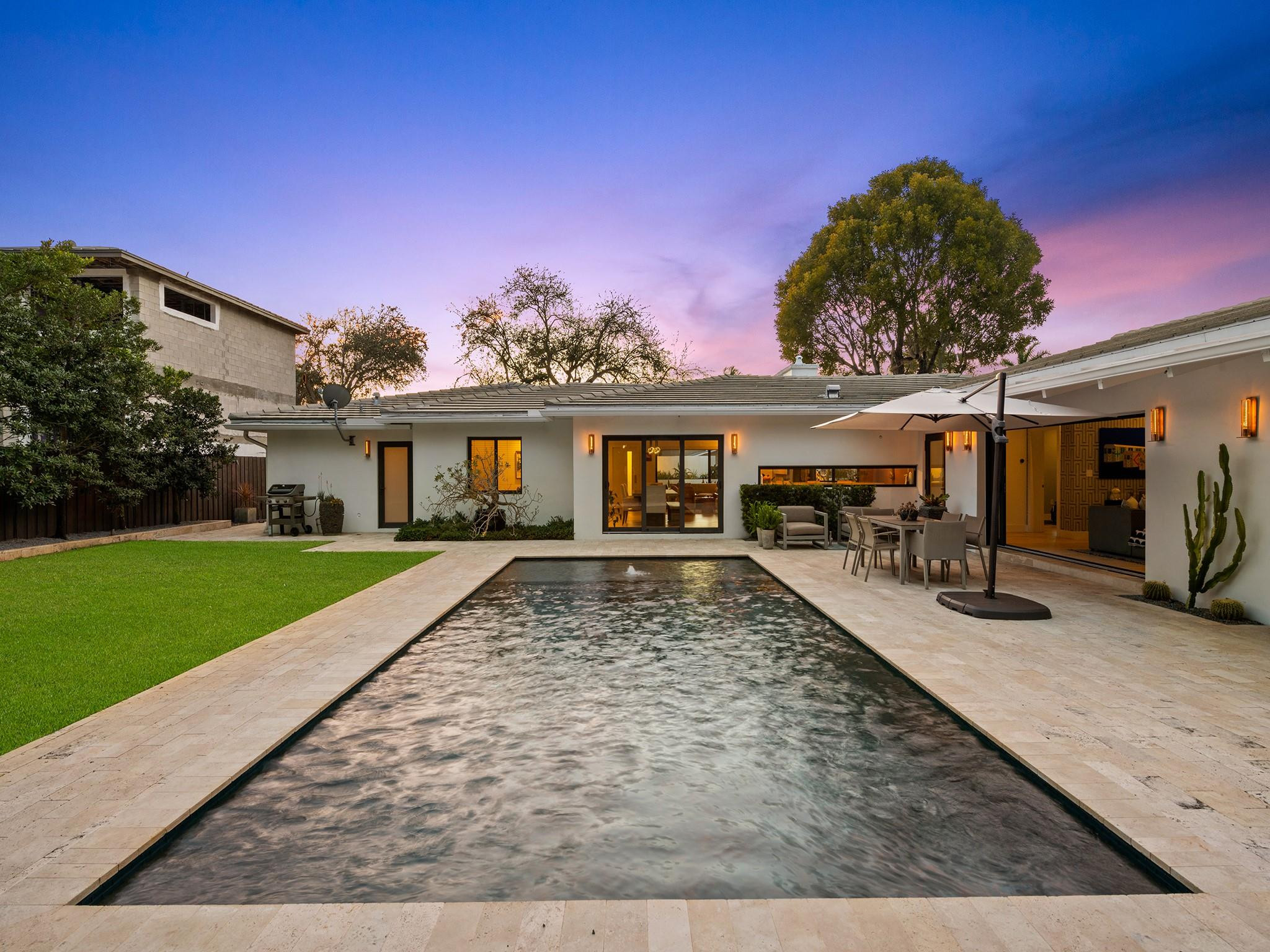 1610 Middle Riv Fort Lauderdale, FL 33305