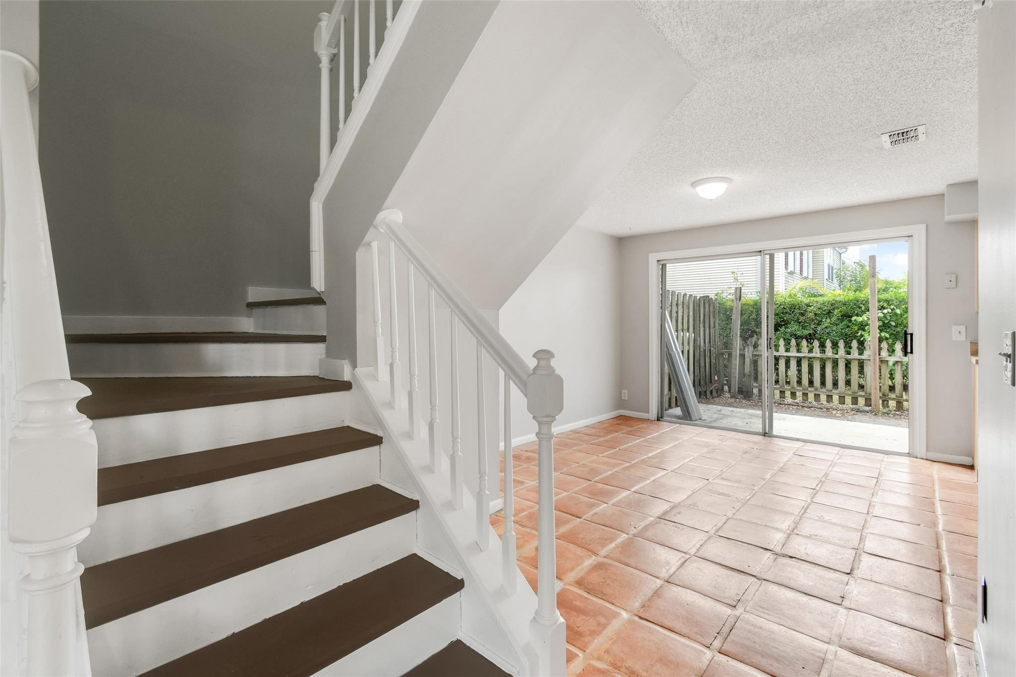 110 Old English Jupiter, FL 33477