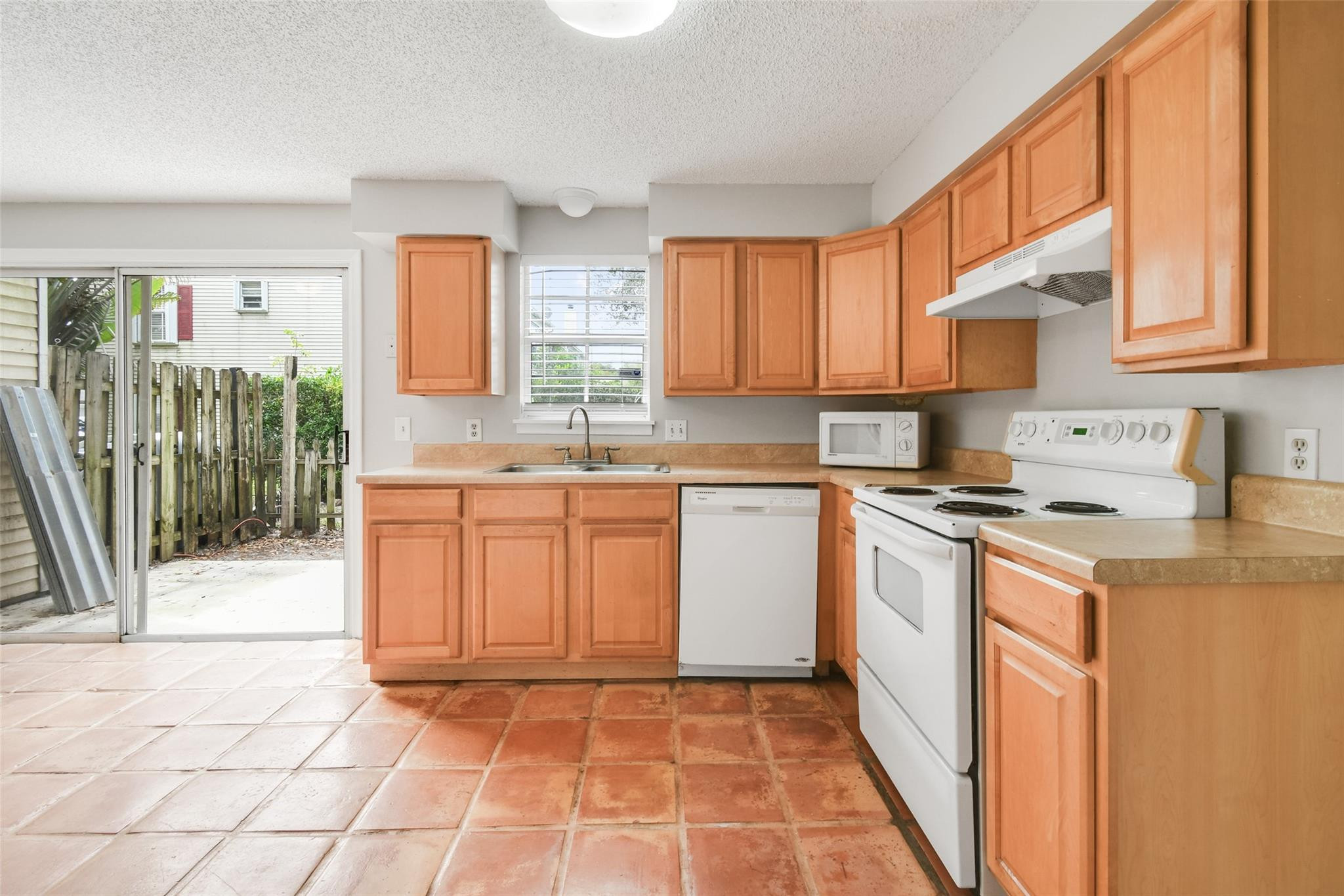 110 Old English Jupiter, FL 33477