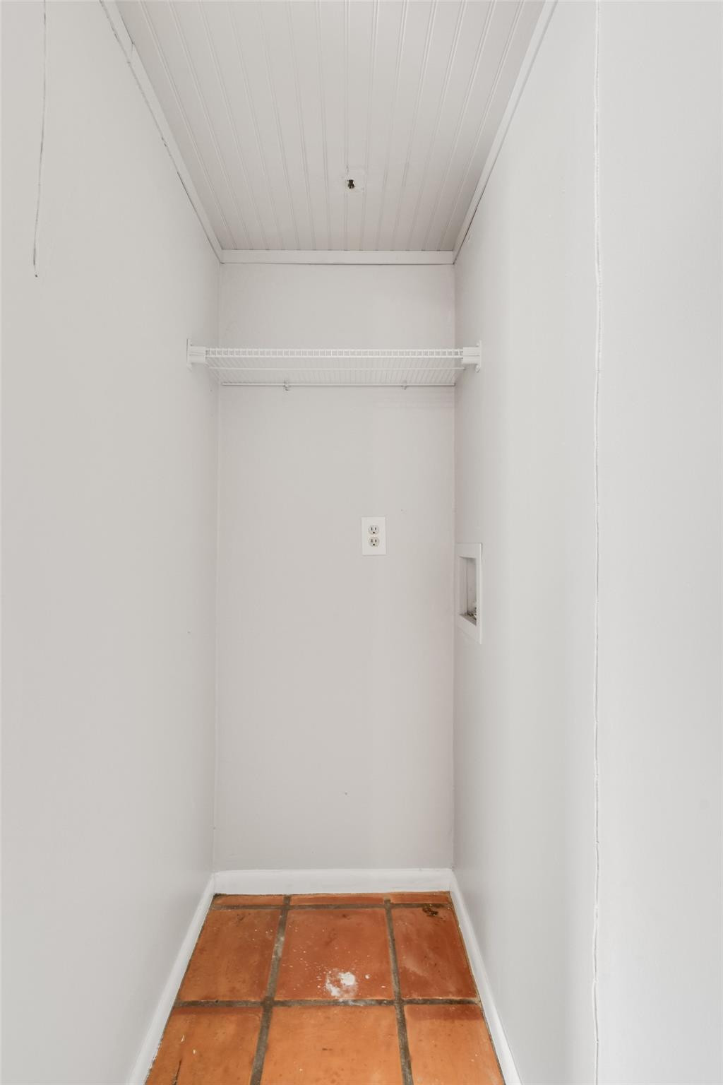 110 Old English Jupiter, FL 33477